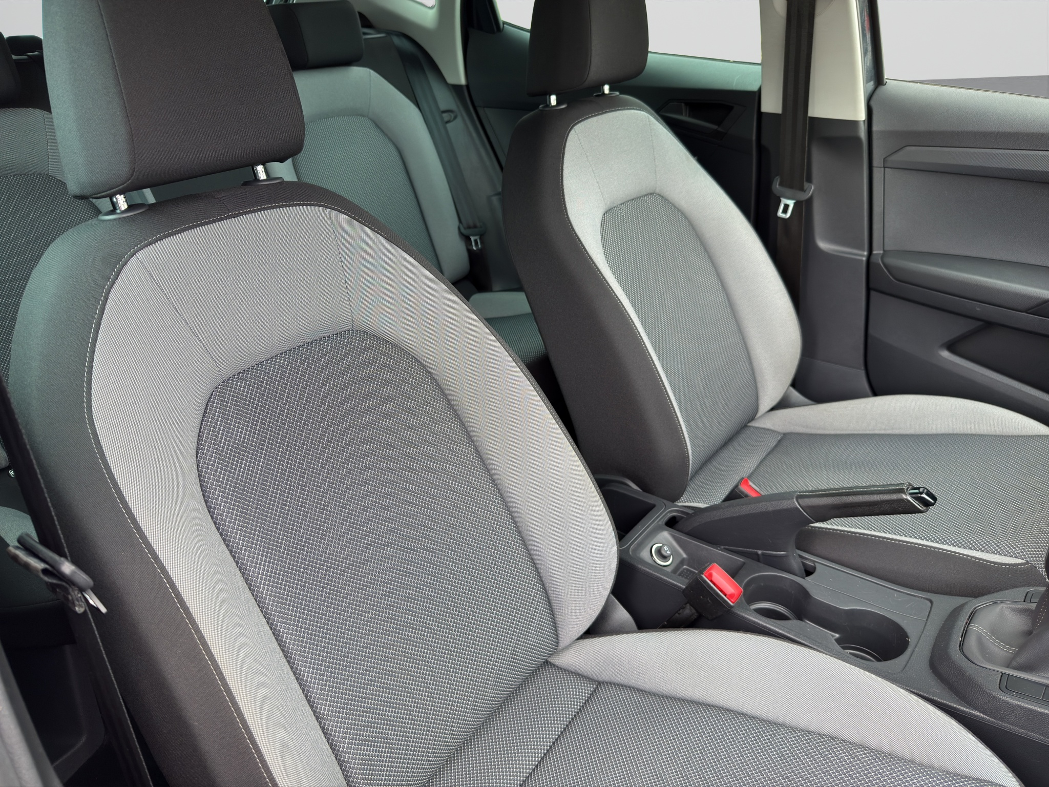 listing desktop thumbnail image 14