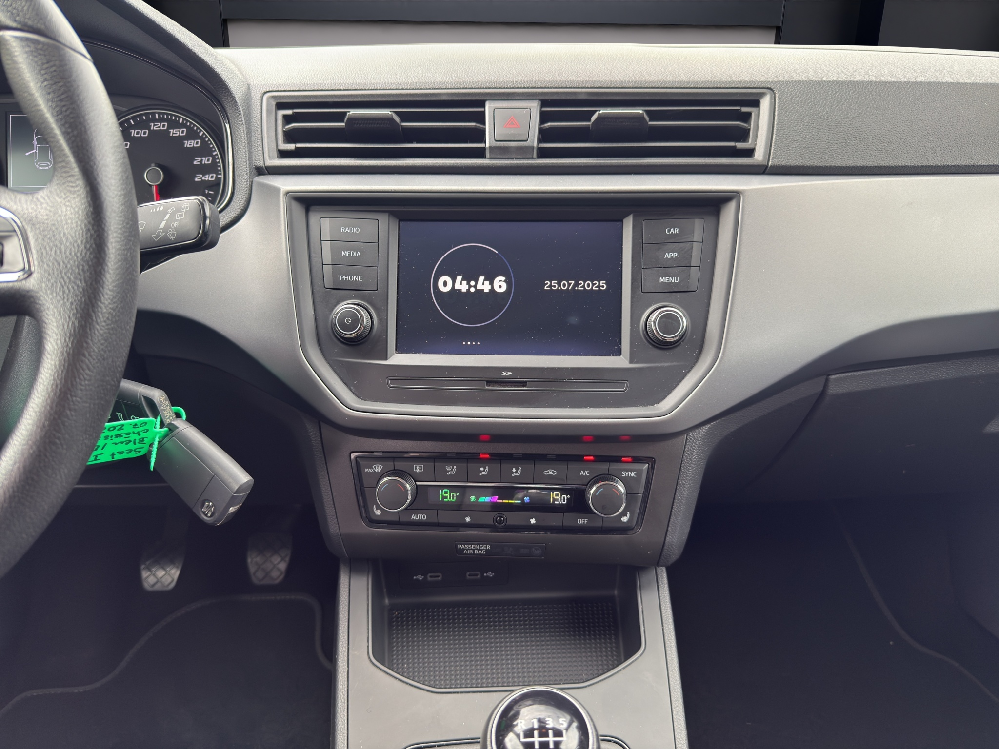 listing desktop thumbnail image 11