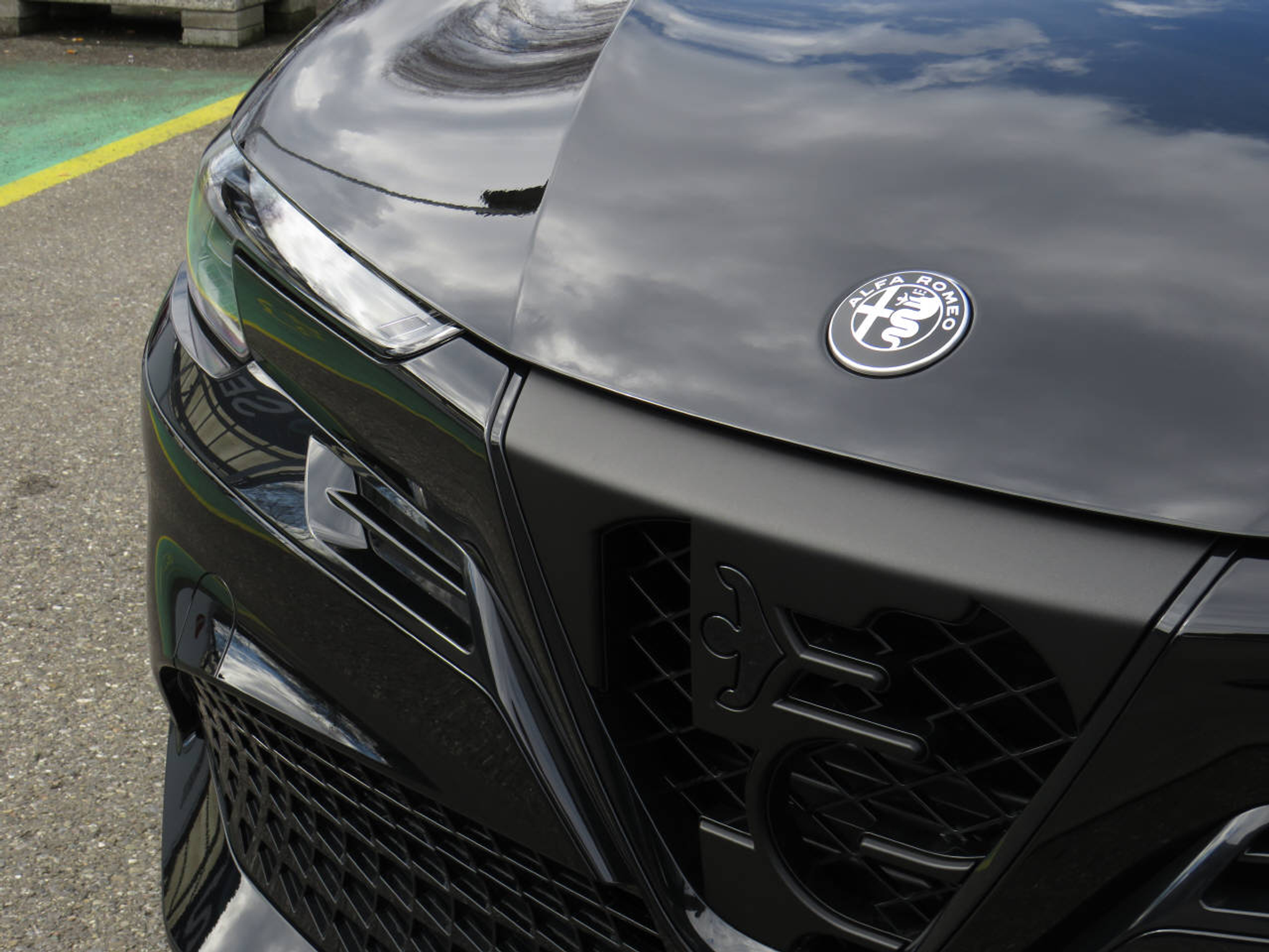 listing desktop thumbnail image 8