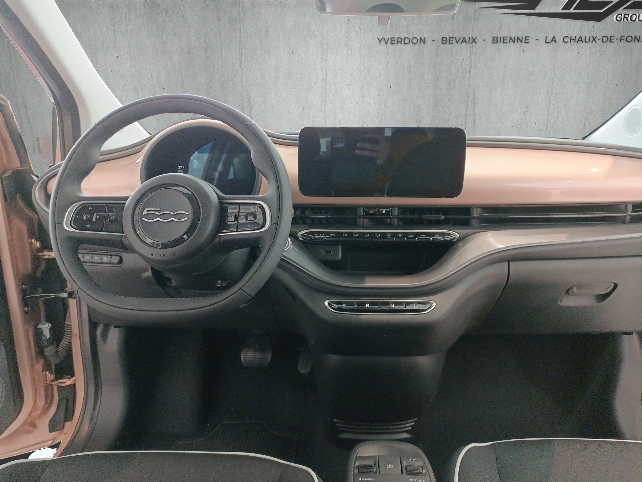 listing desktop thumbnail image 8