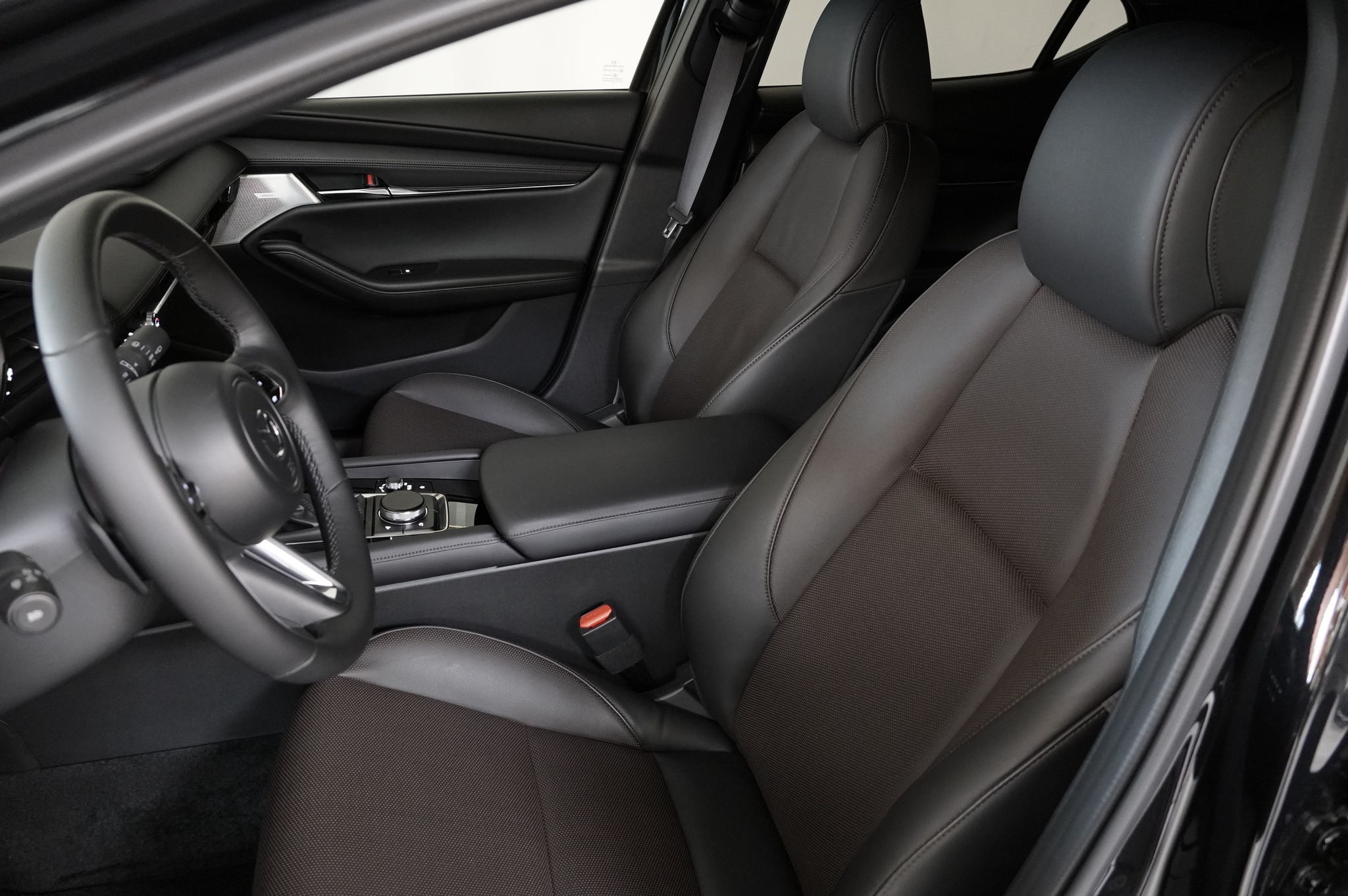 listing desktop thumbnail image 11