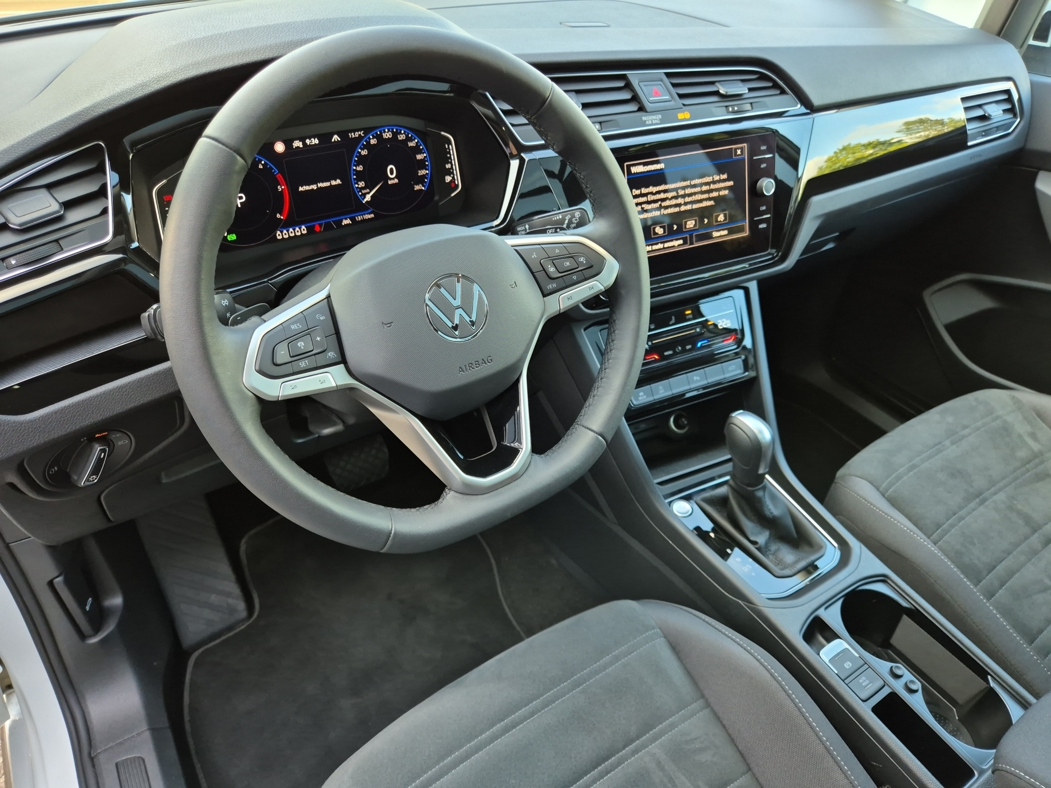 listing desktop thumbnail image 9