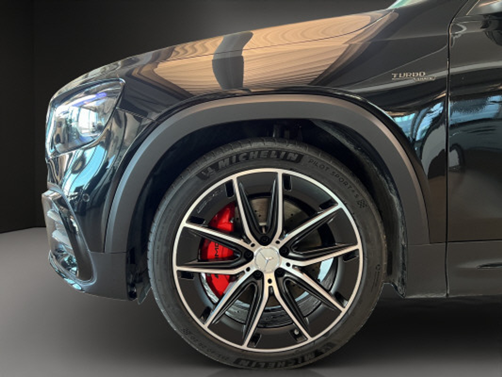 listing desktop thumbnail image 12