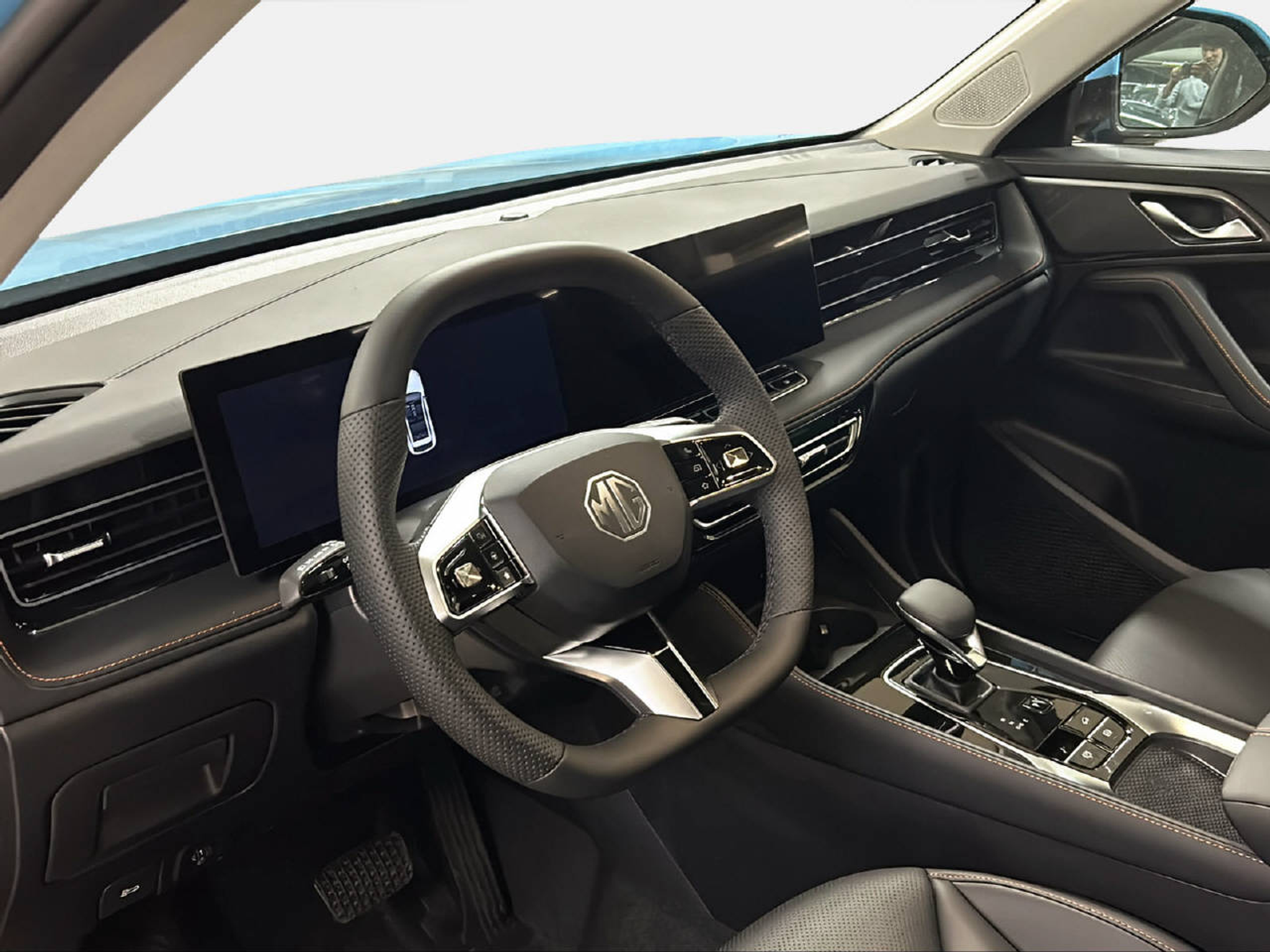 listing desktop thumbnail image 14