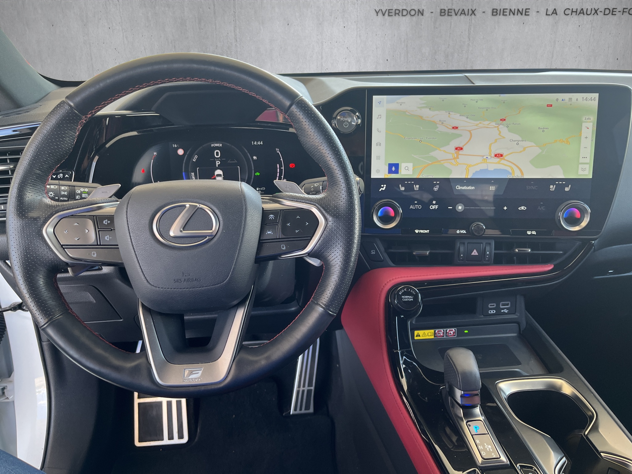 listing desktop thumbnail image 9