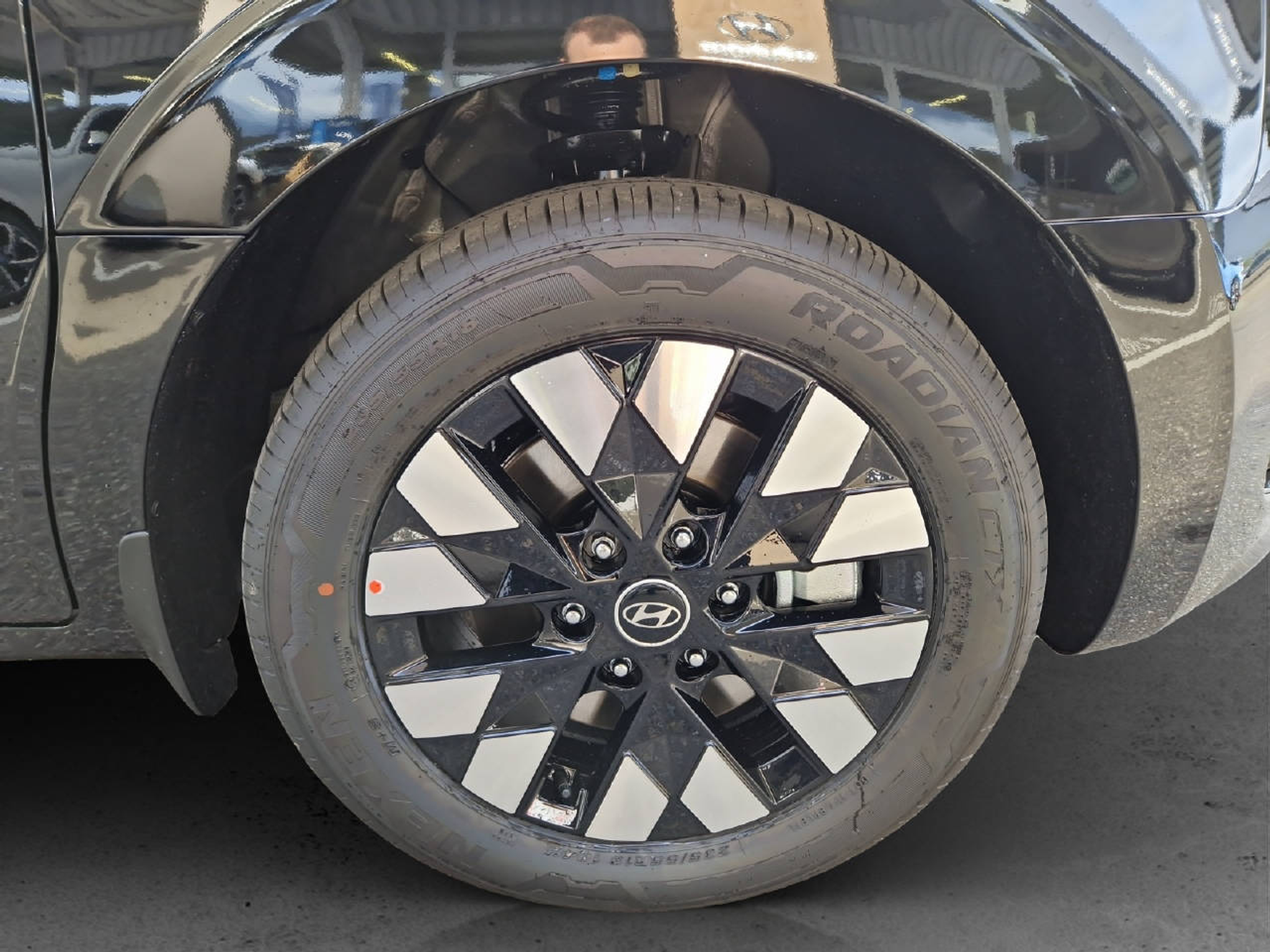 listing desktop thumbnail image 5