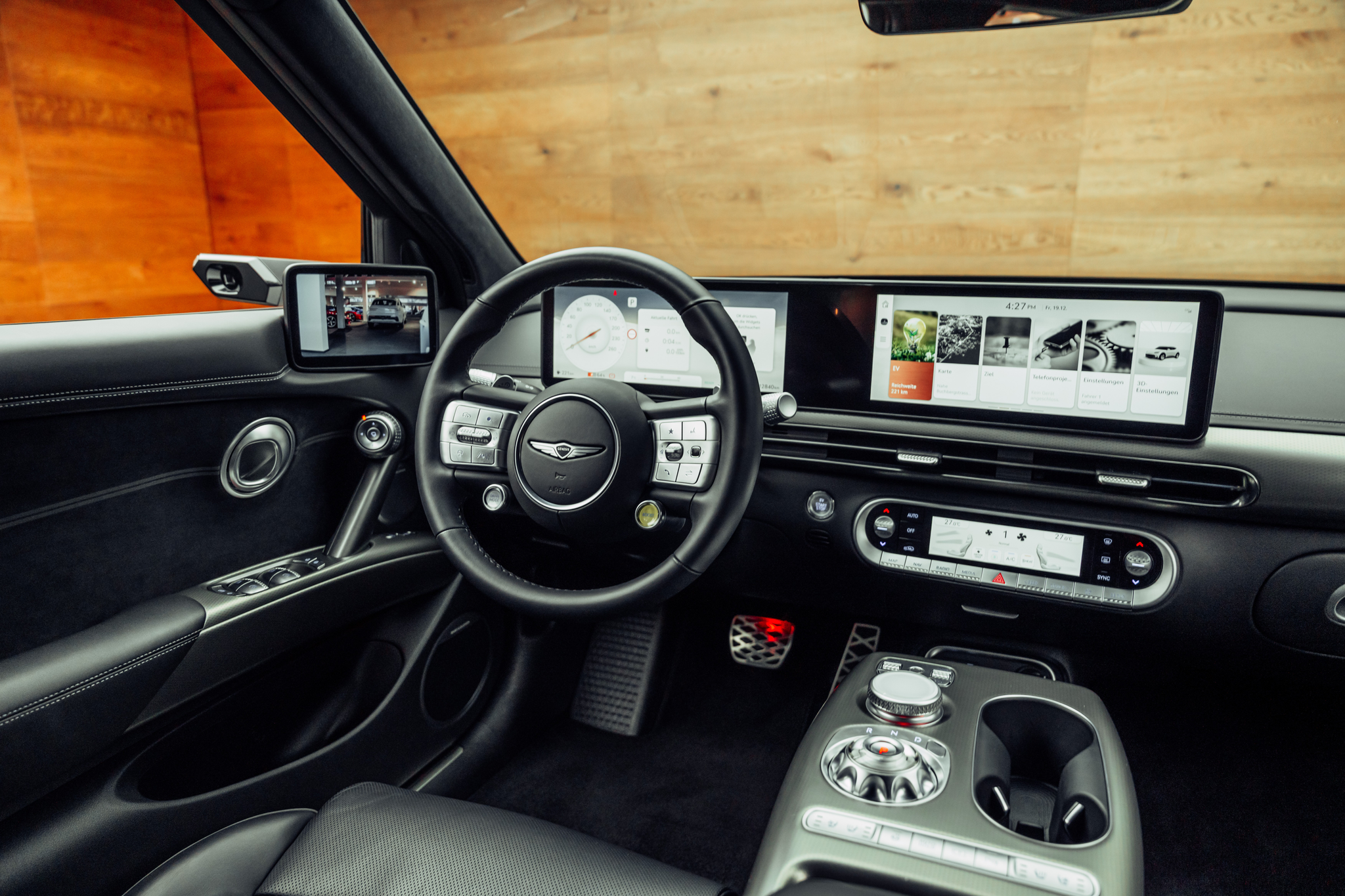 listing desktop thumbnail image 15