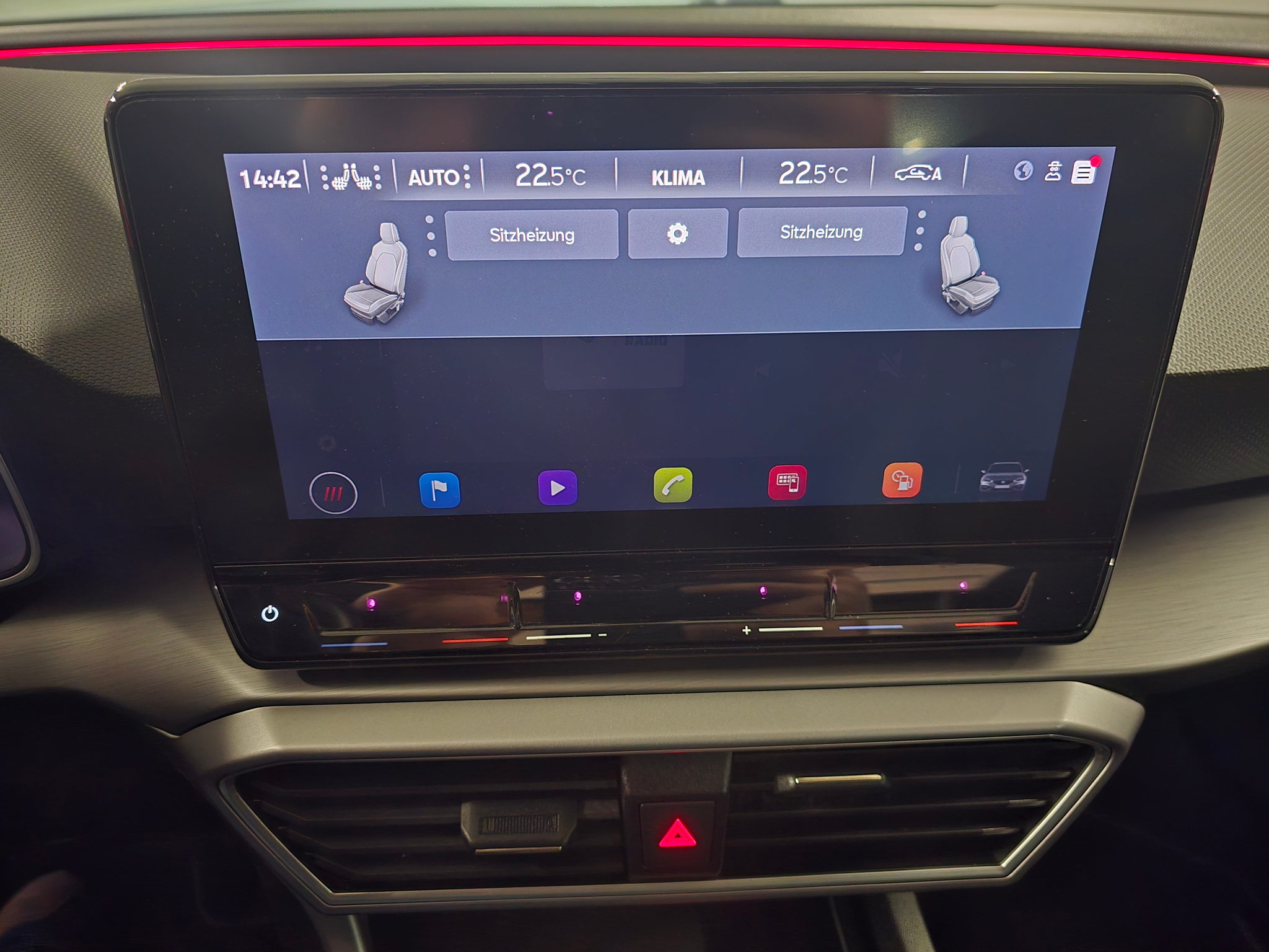 listing desktop thumbnail image 17