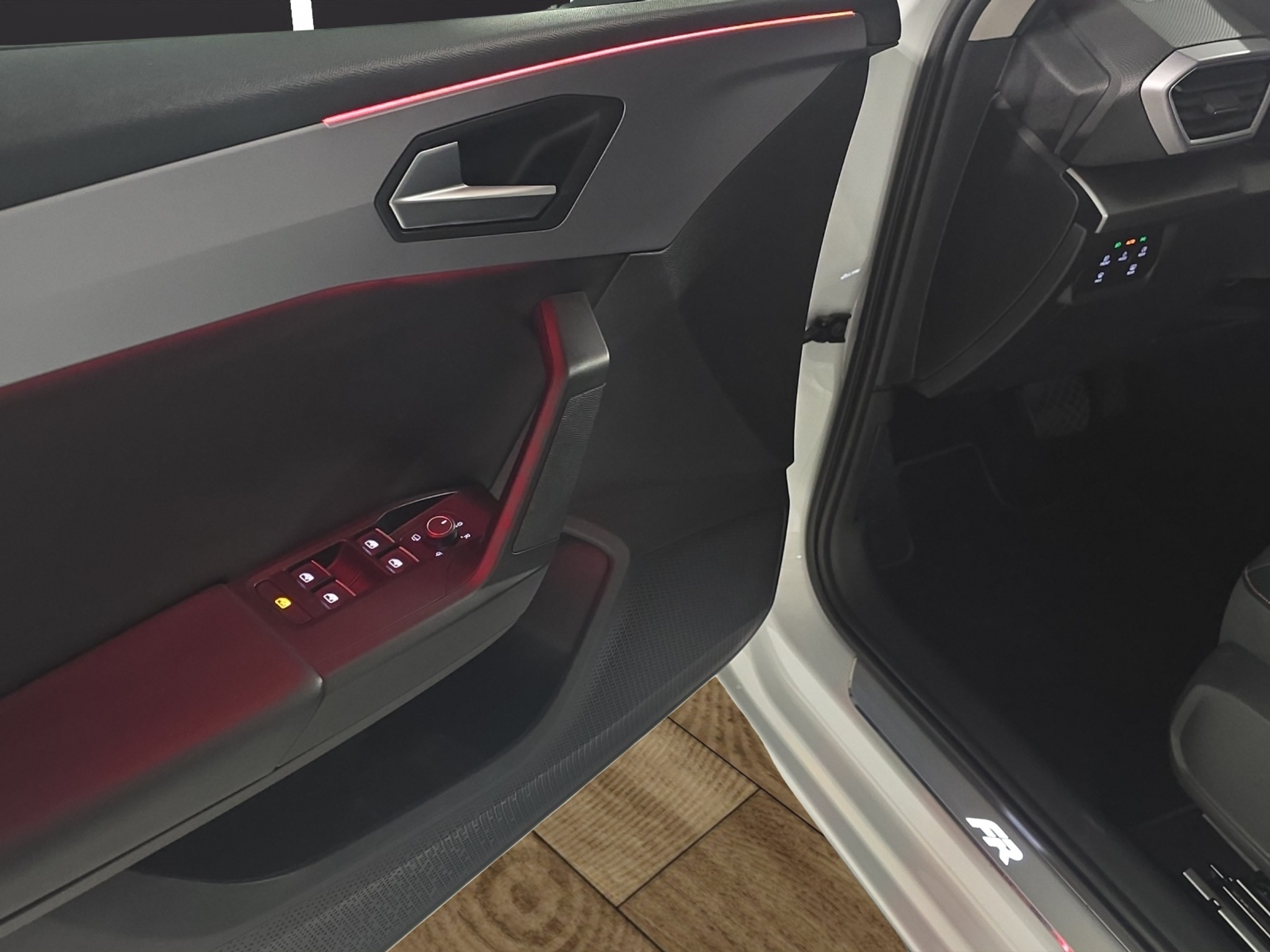 listing desktop thumbnail image 20