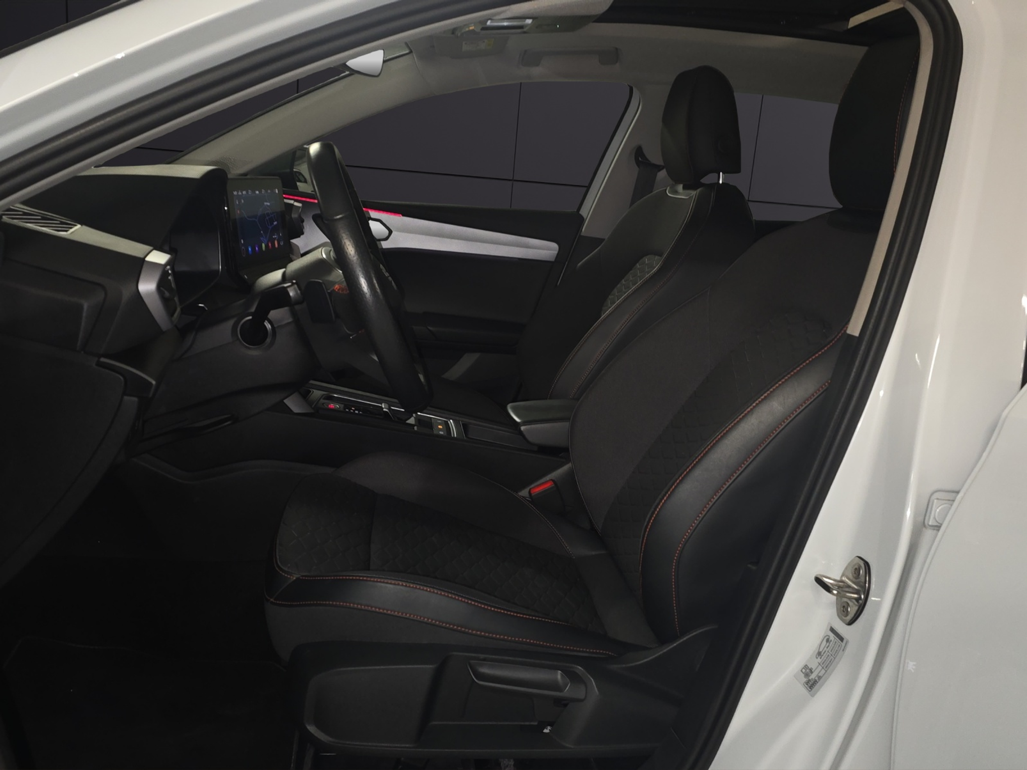 listing desktop thumbnail image 8