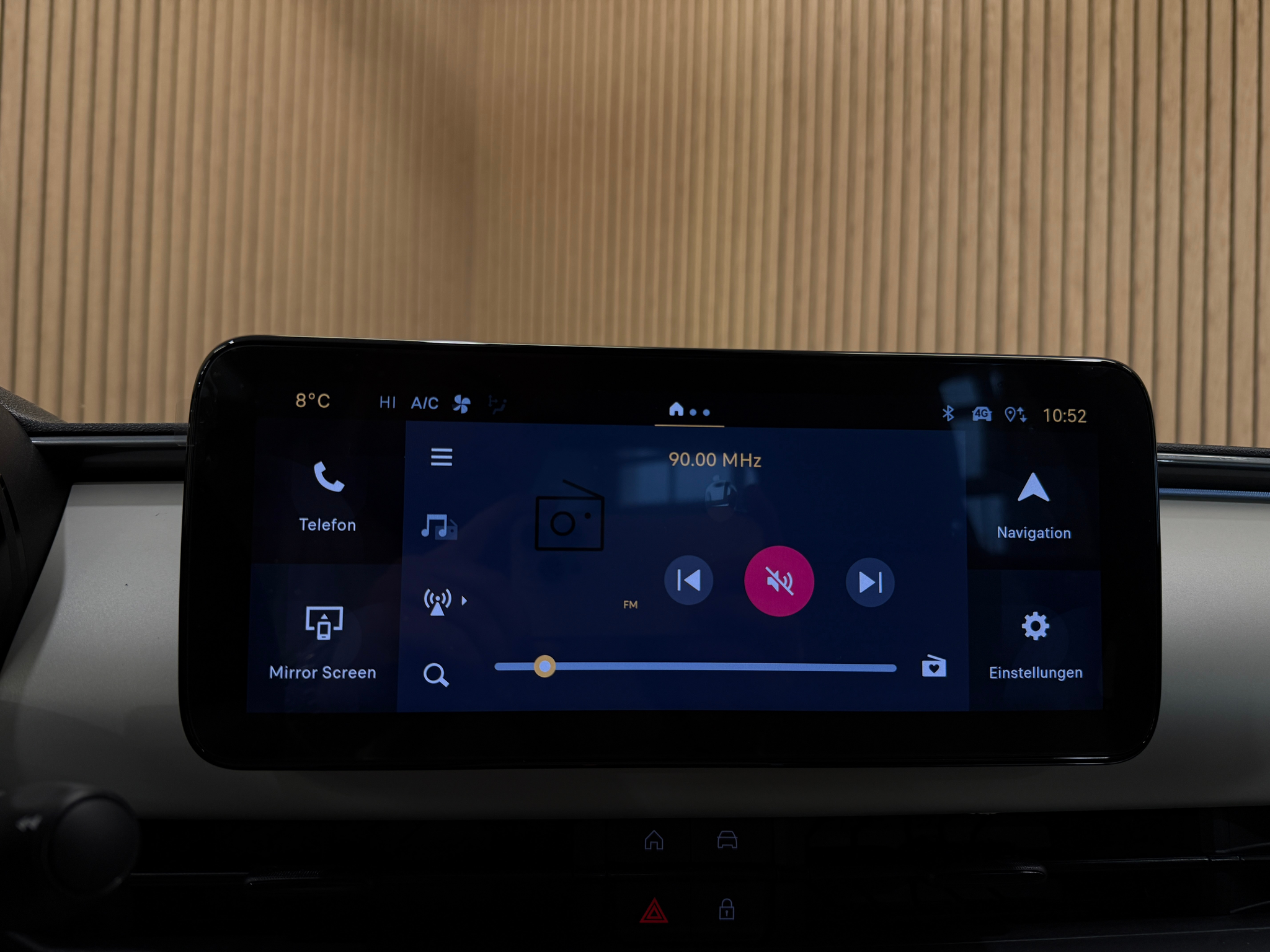 listing desktop thumbnail image 12