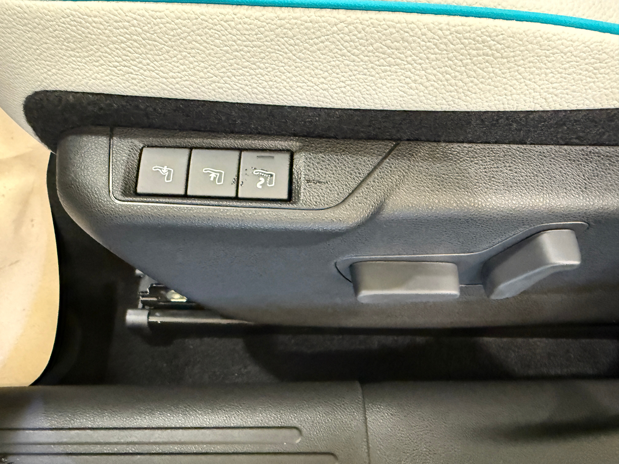 listing desktop thumbnail image 5