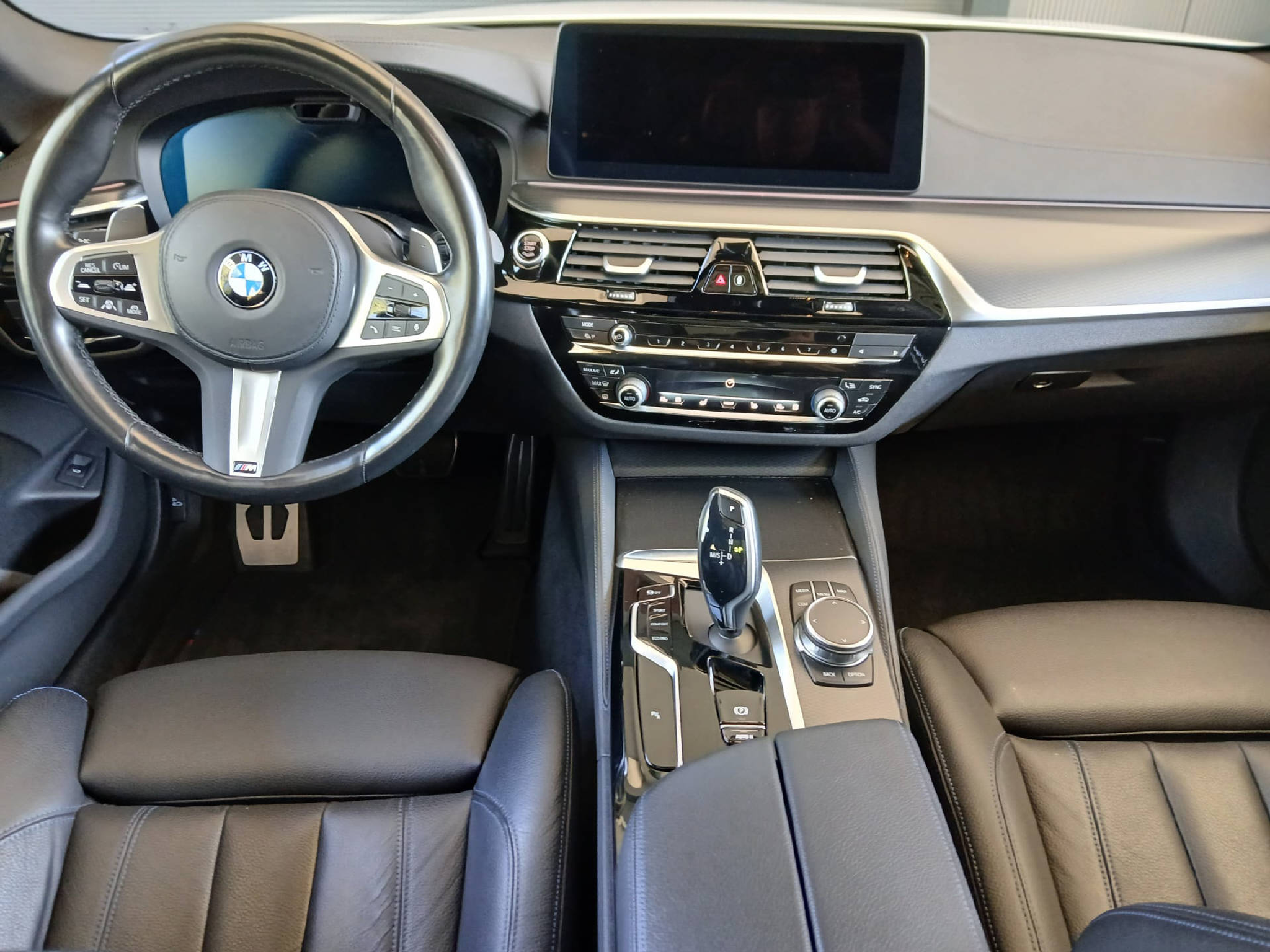 listing desktop thumbnail image 6