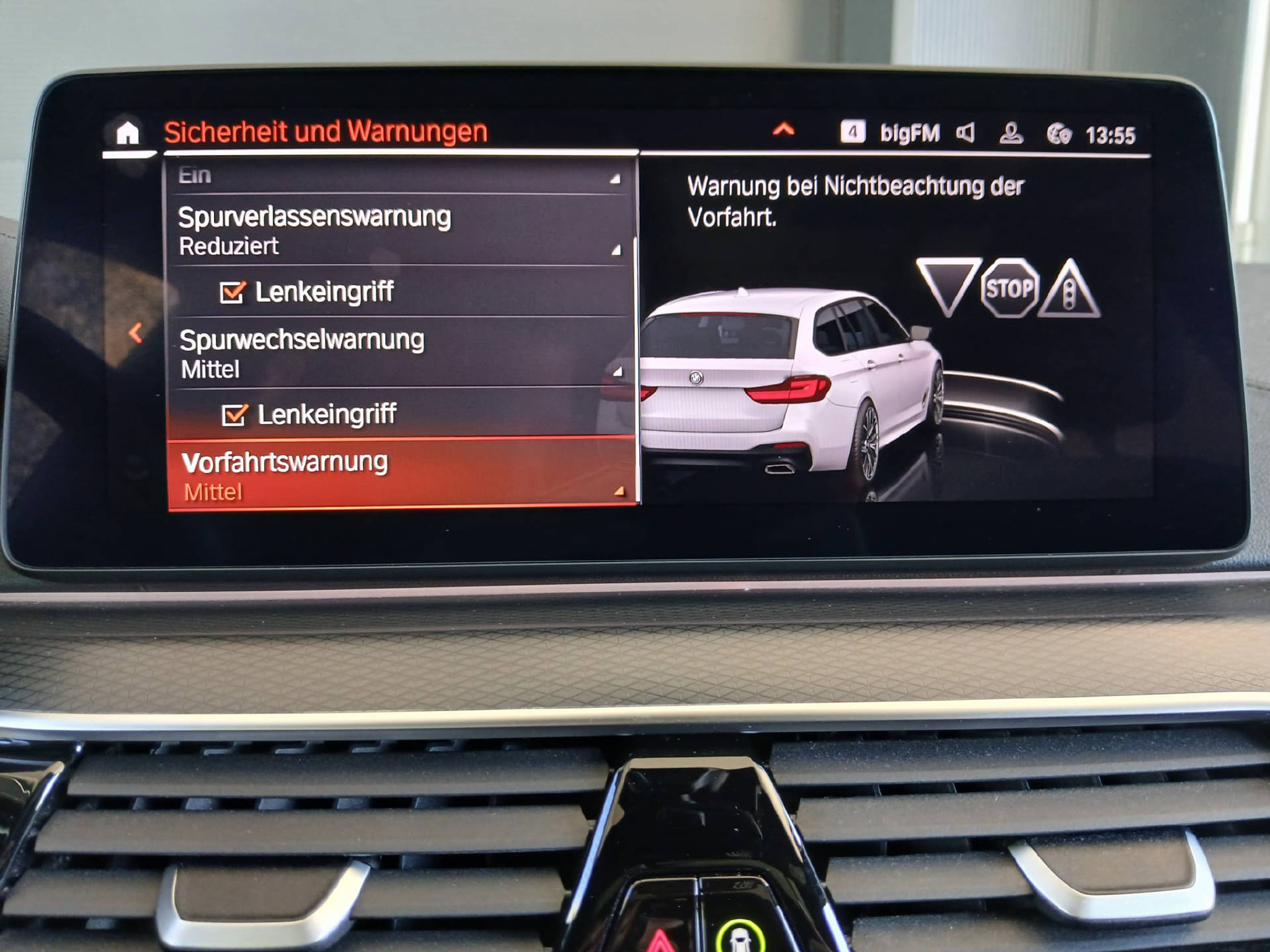 listing desktop thumbnail image 15