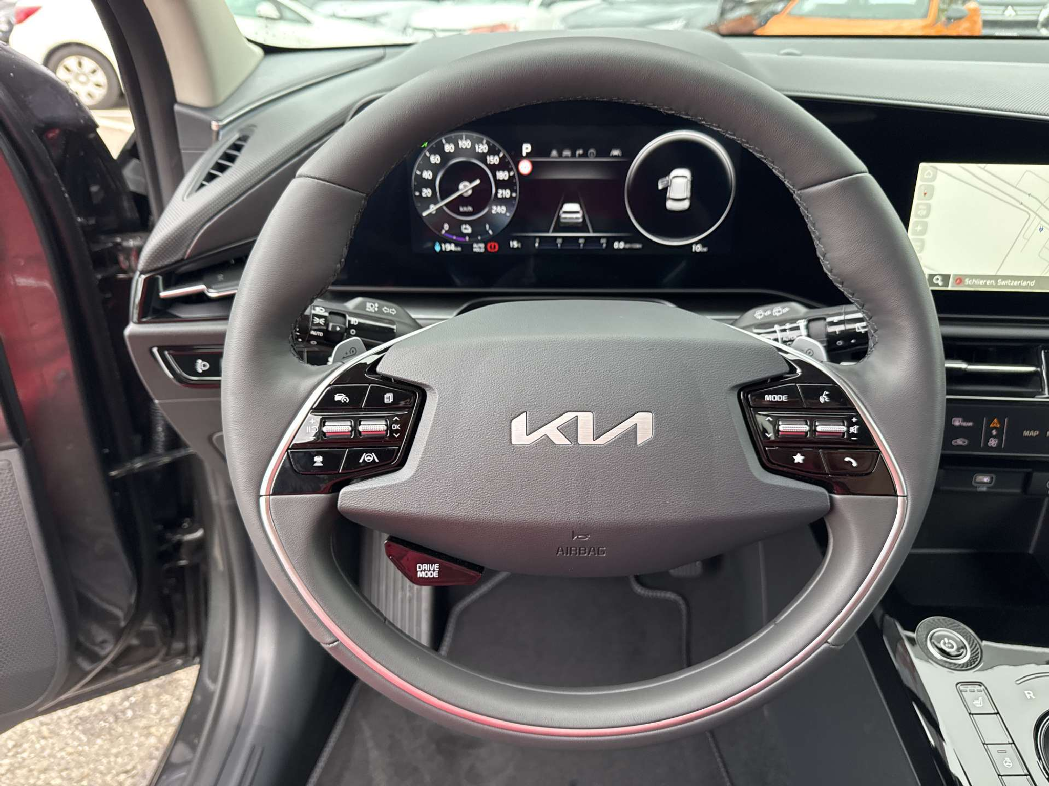 listing desktop thumbnail image 15