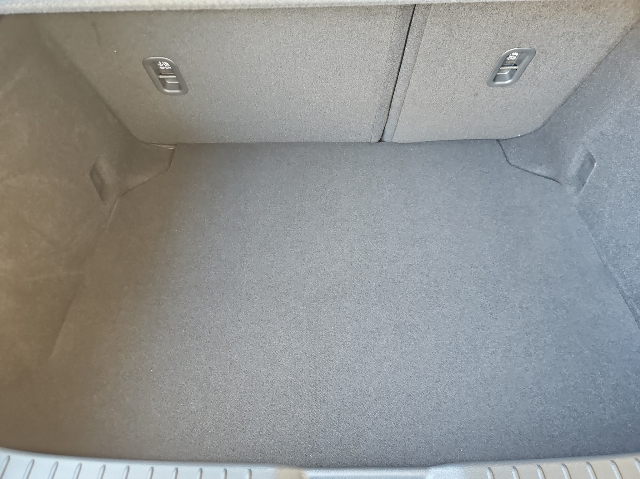 listing desktop thumbnail image 8