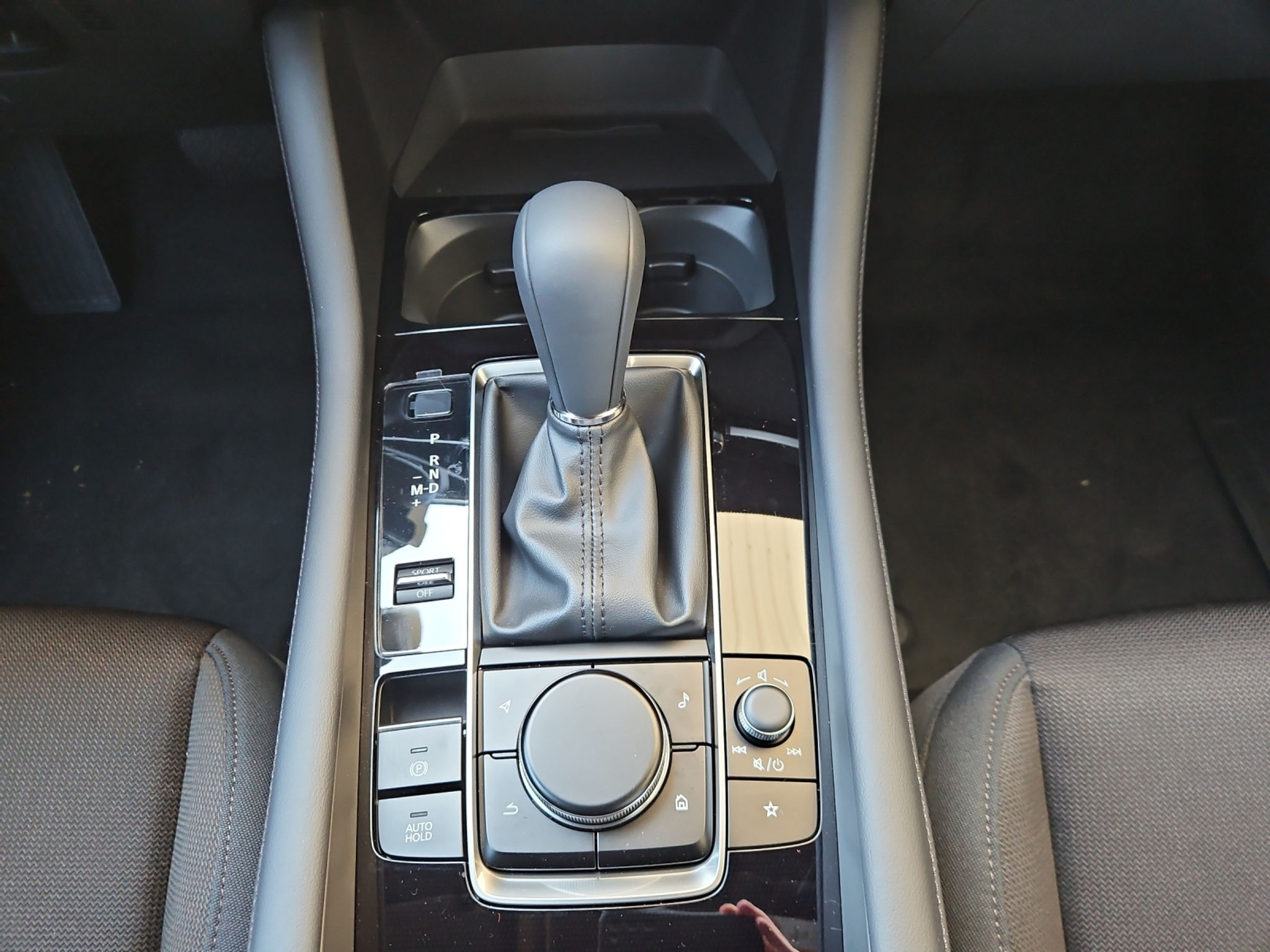 listing desktop thumbnail image 12