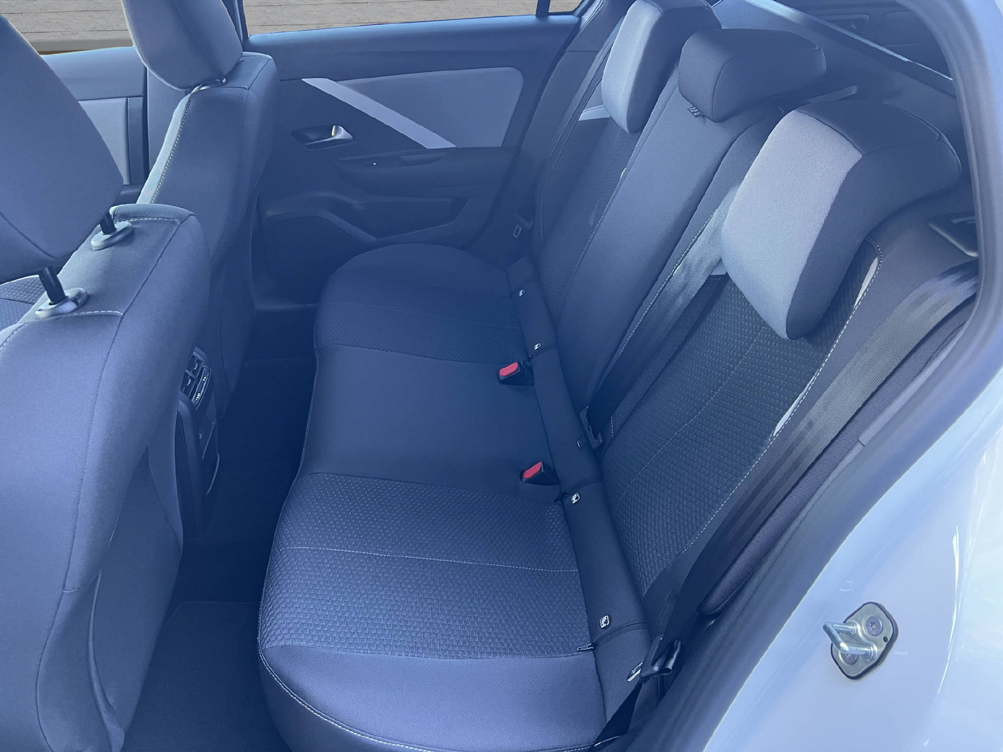 listing desktop thumbnail image 13