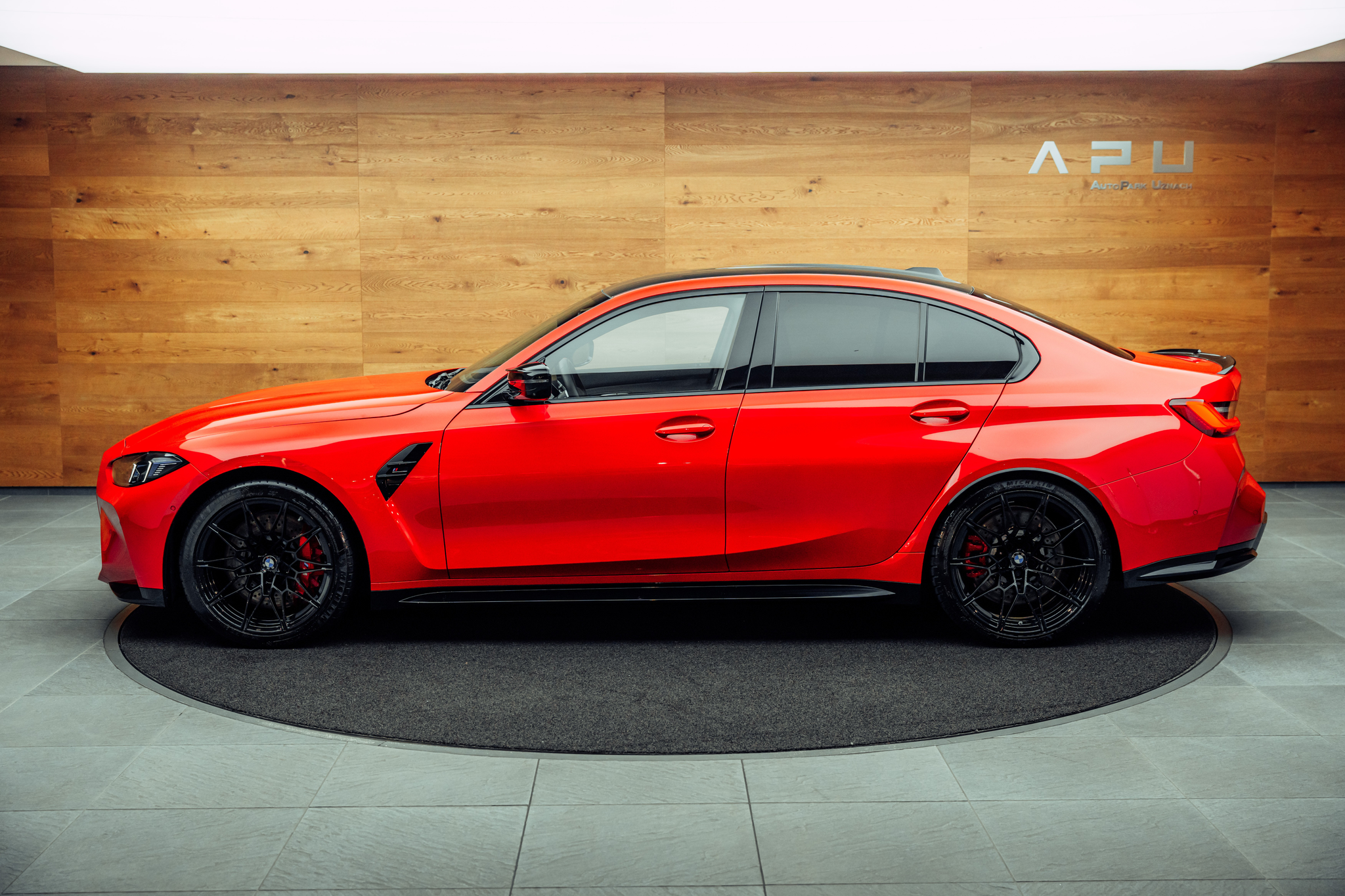 listing desktop thumbnail image 10