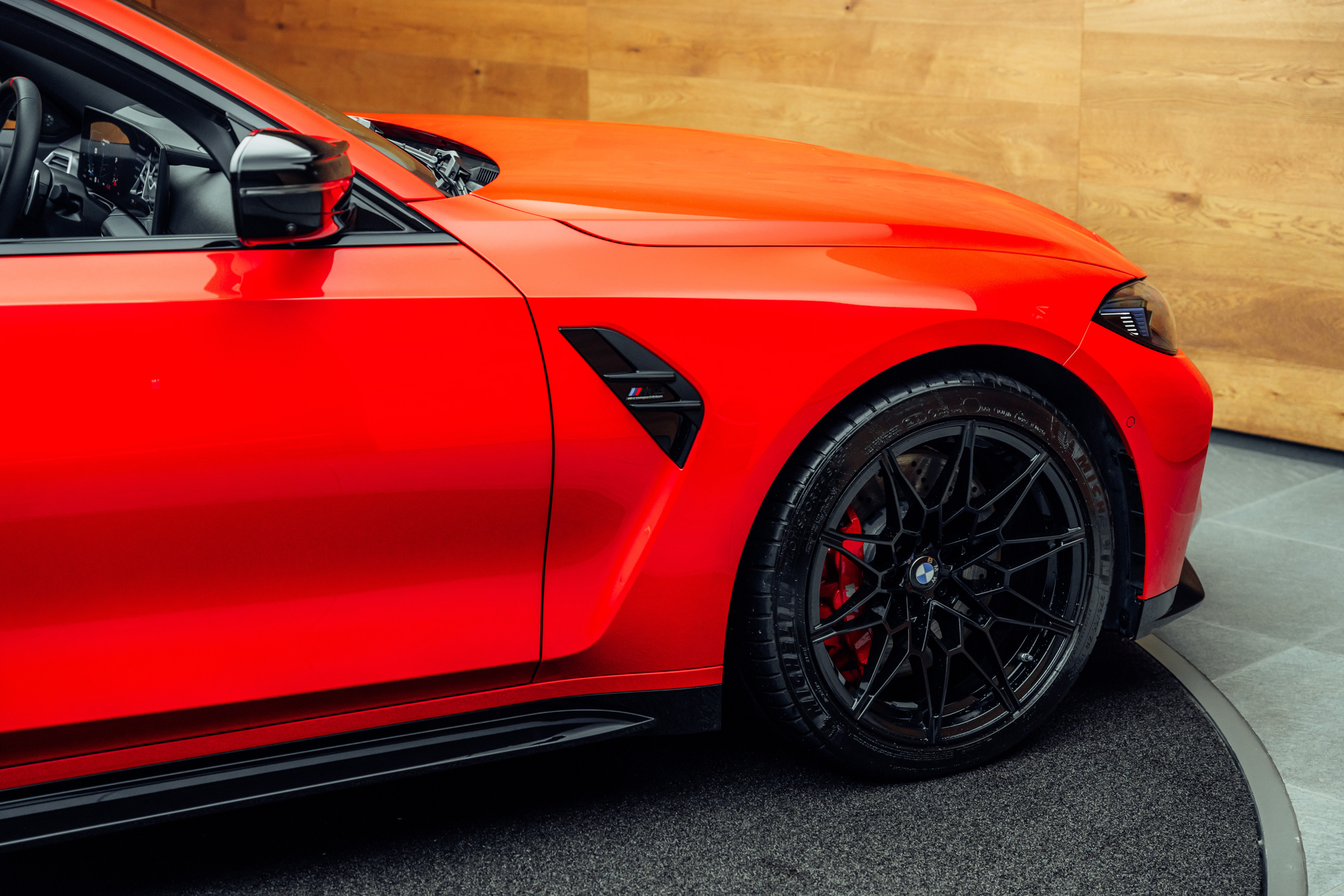 listing desktop thumbnail image 19