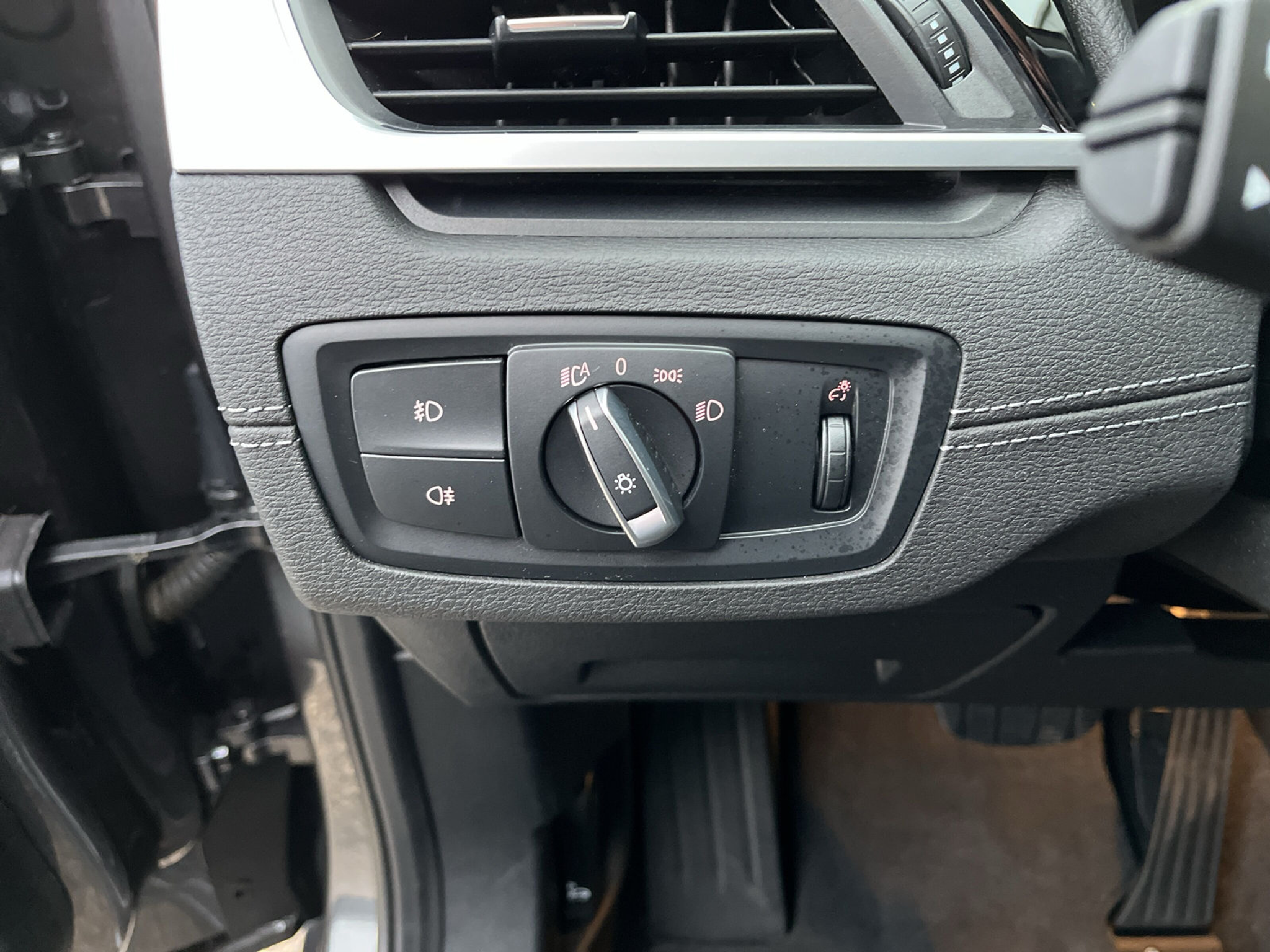 listing desktop thumbnail image 19