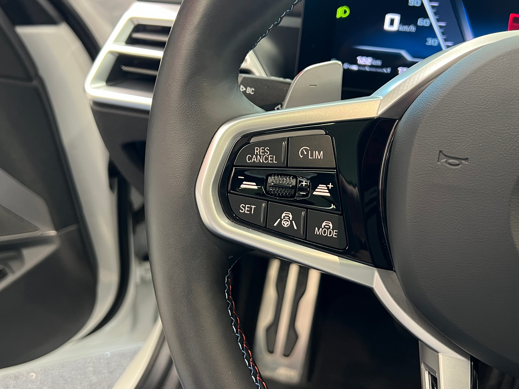 listing desktop thumbnail image 27