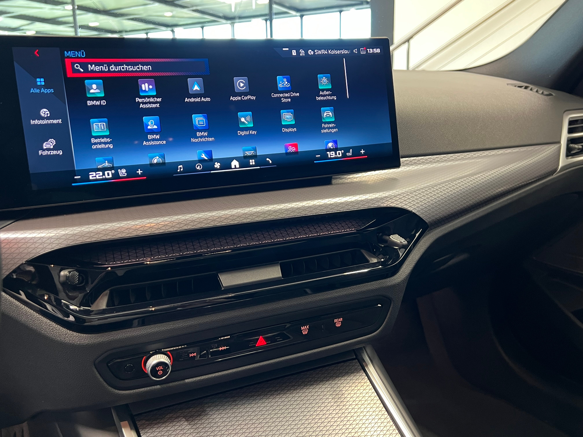 listing desktop thumbnail image 25