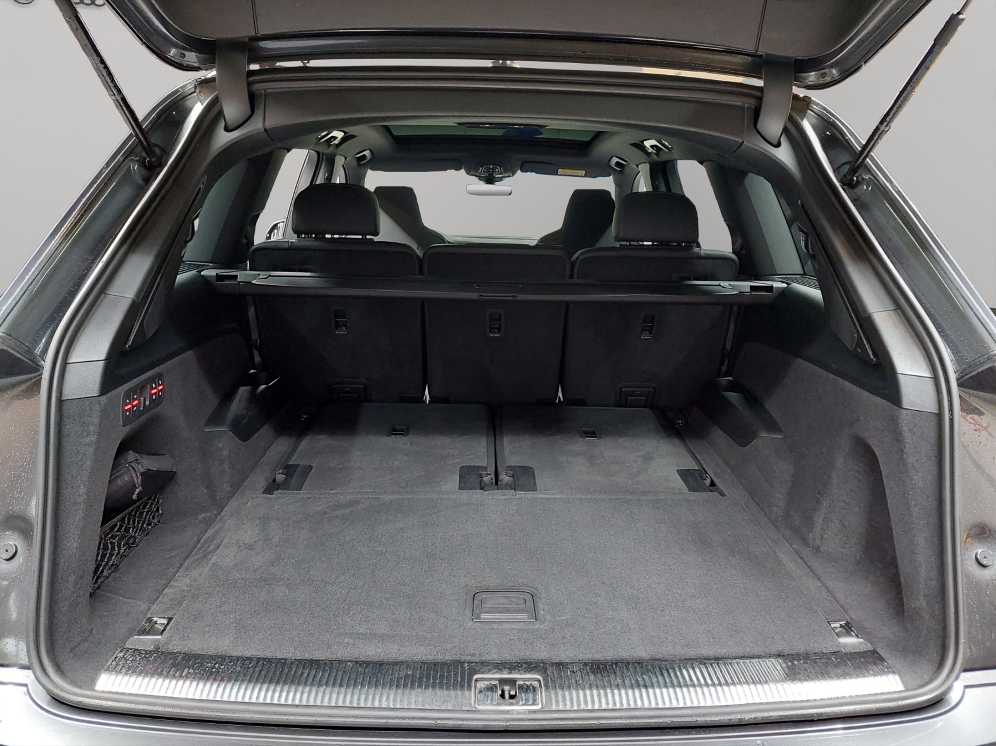 listing desktop thumbnail image 11