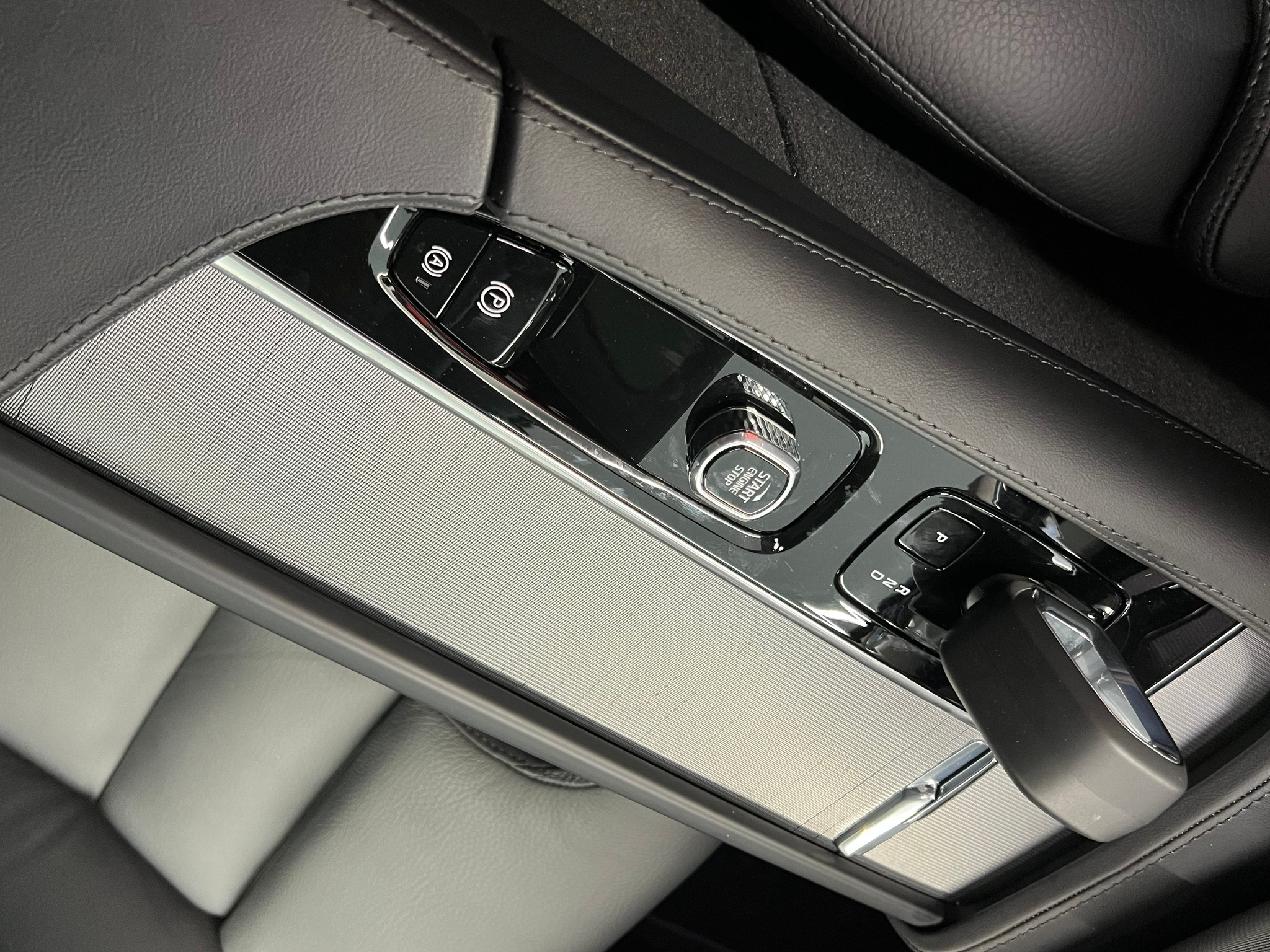 listing desktop thumbnail image 23