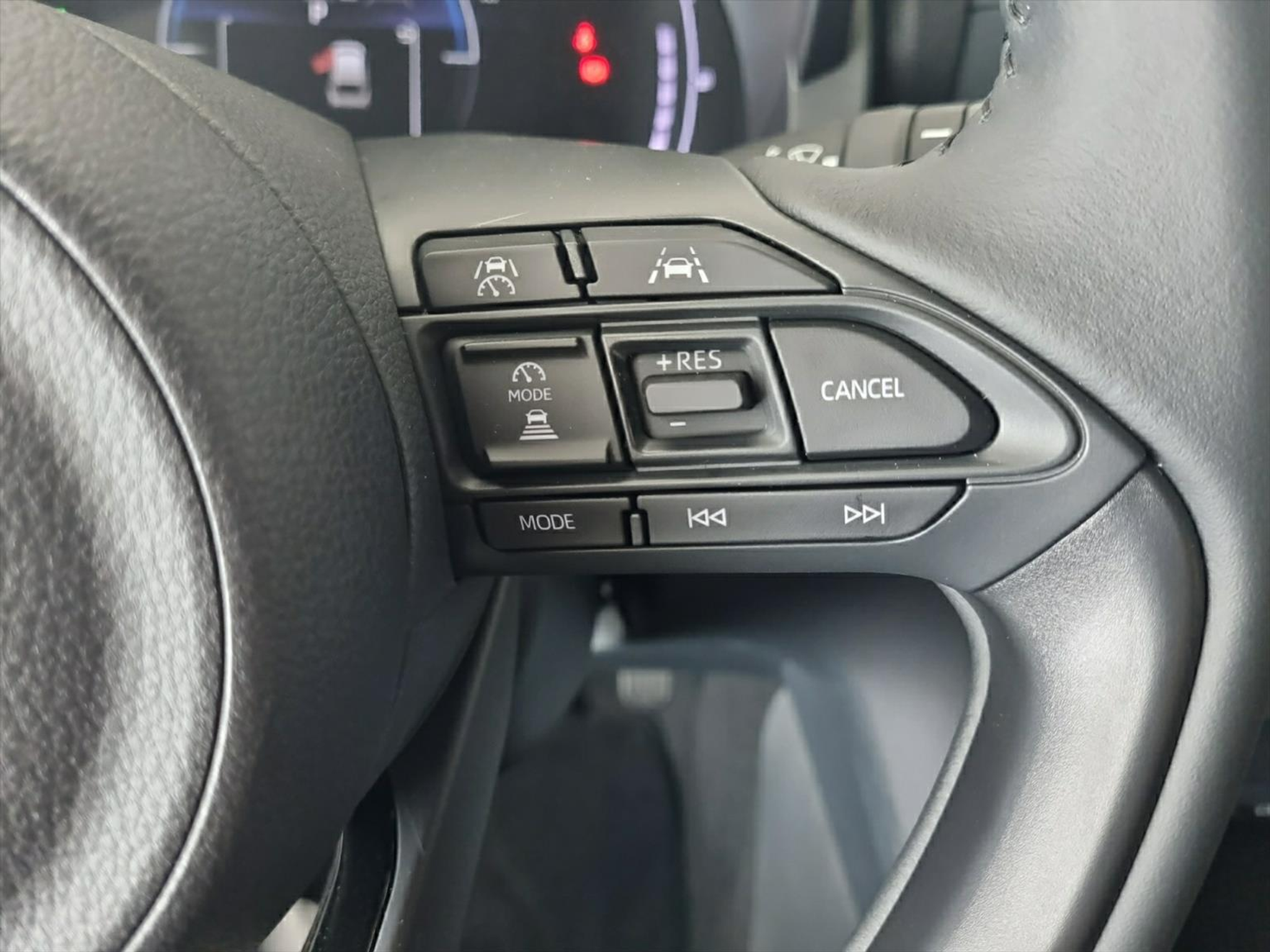 listing desktop thumbnail image 13