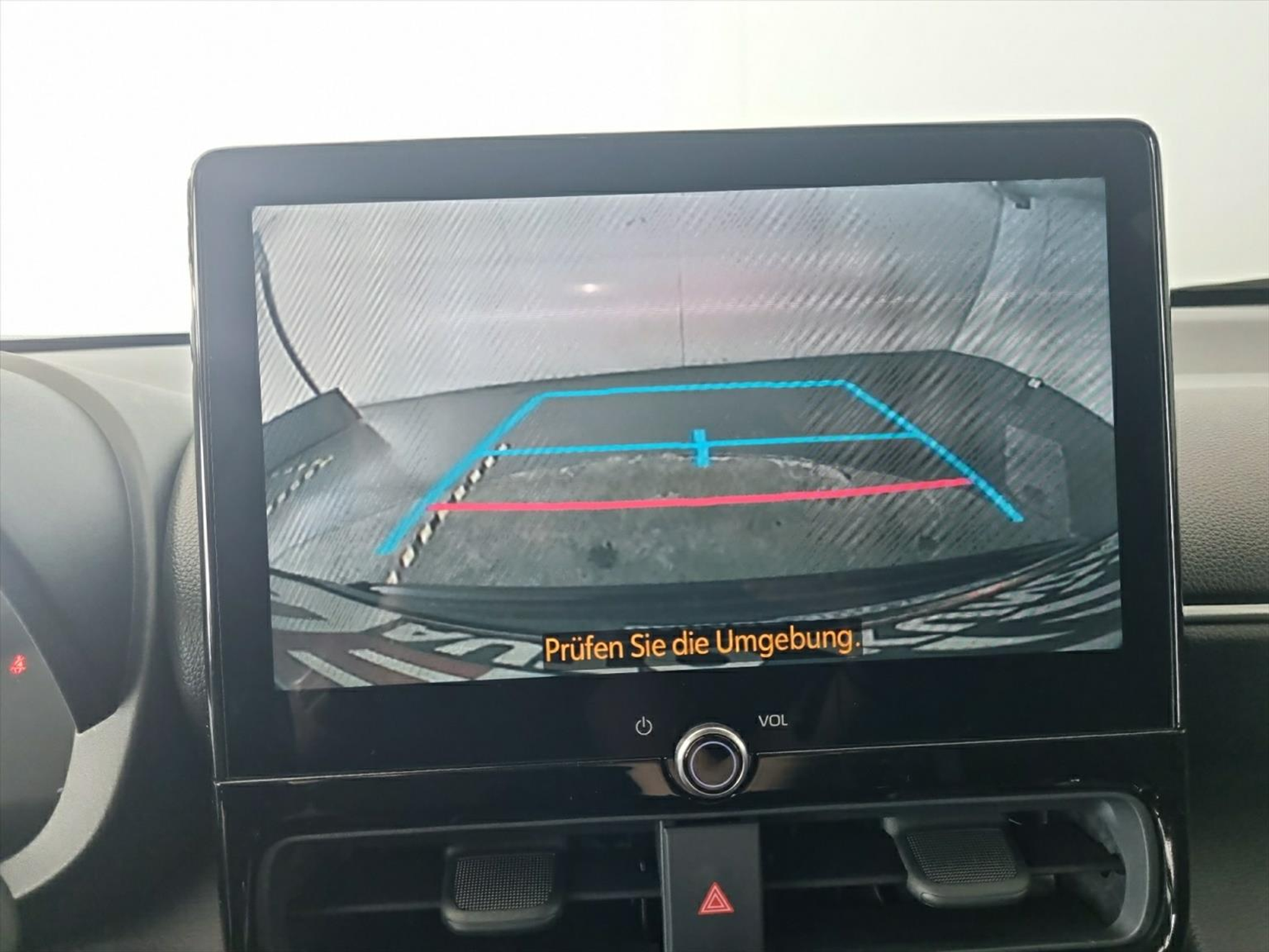 listing desktop thumbnail image 9