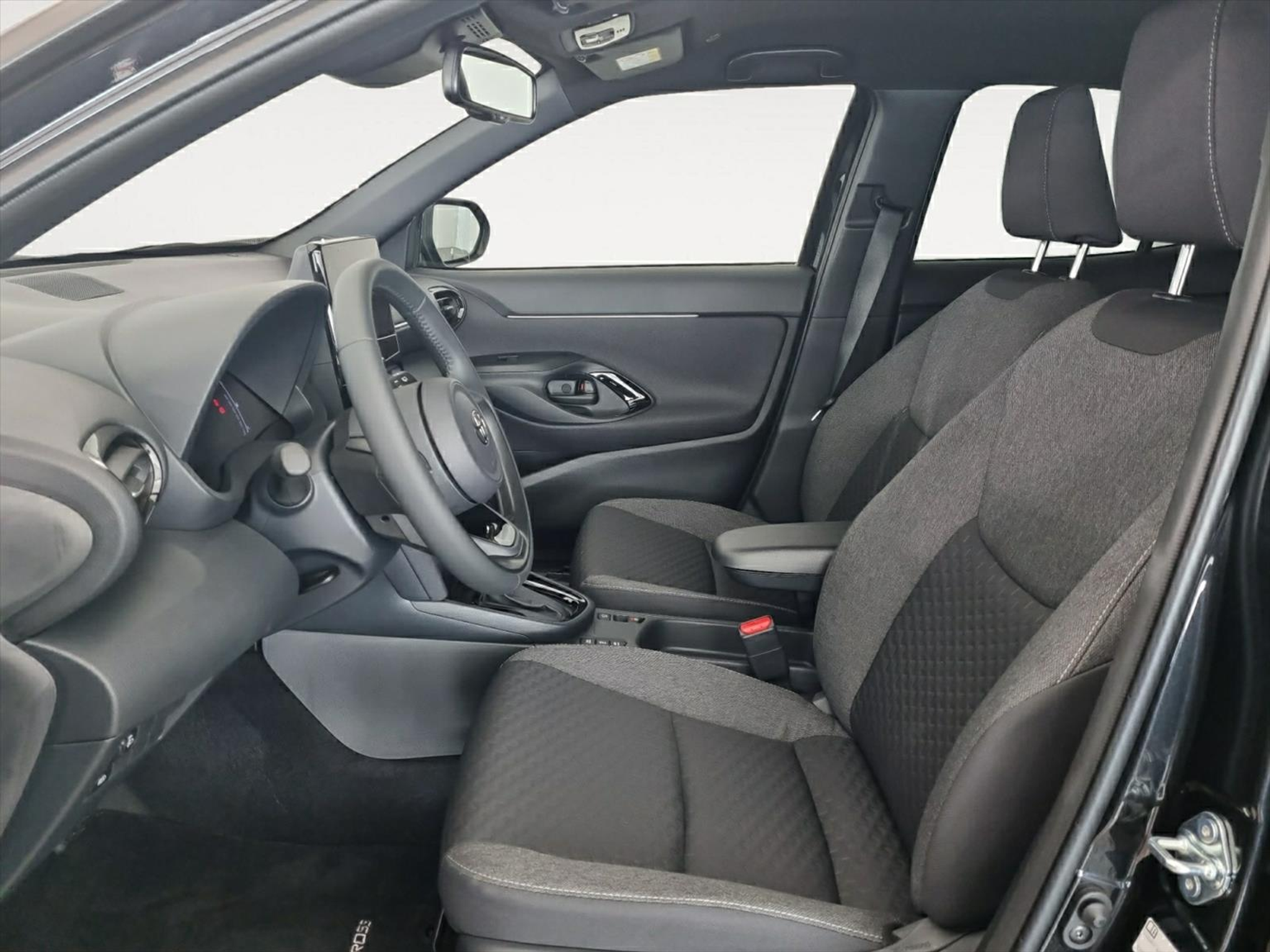 listing desktop thumbnail image 4