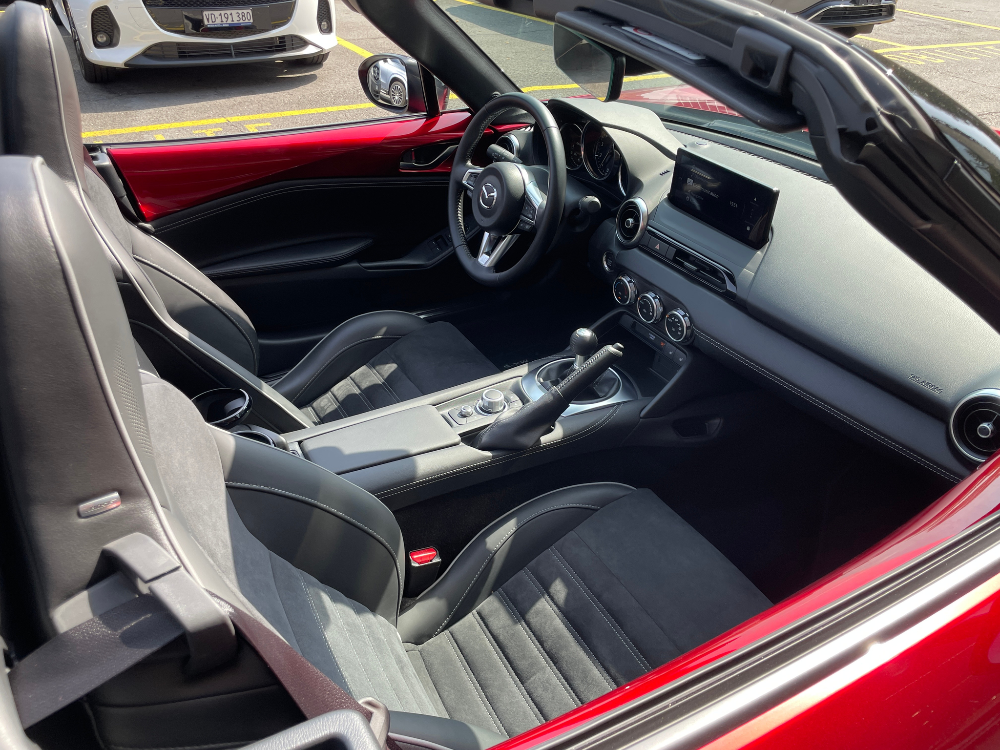 listing desktop thumbnail image 7