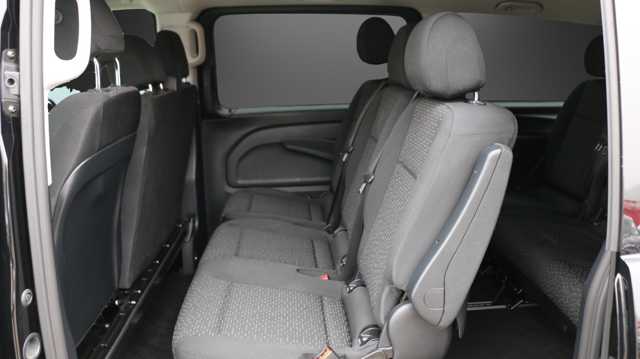 listing desktop thumbnail image 8