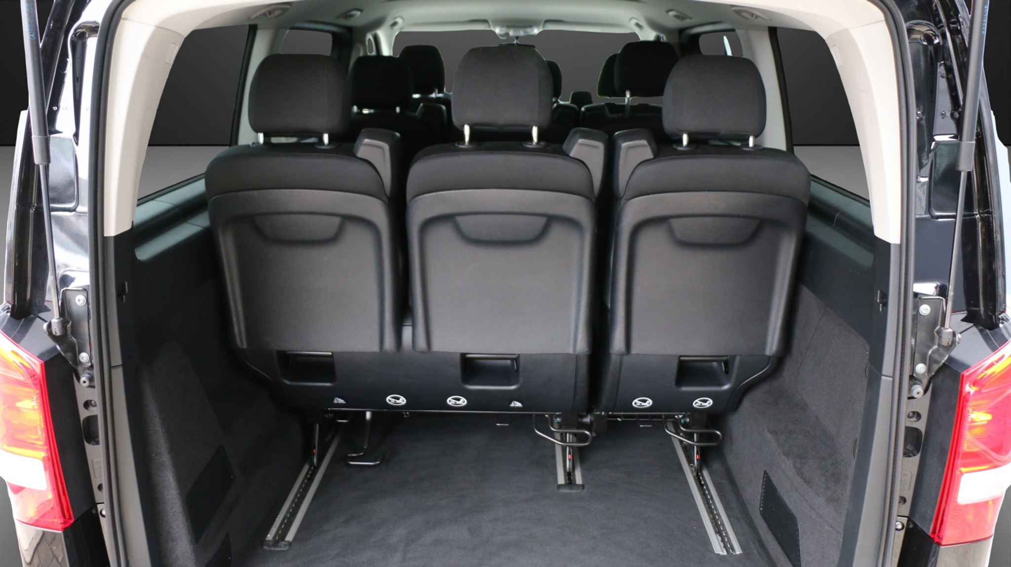 listing desktop thumbnail image 11