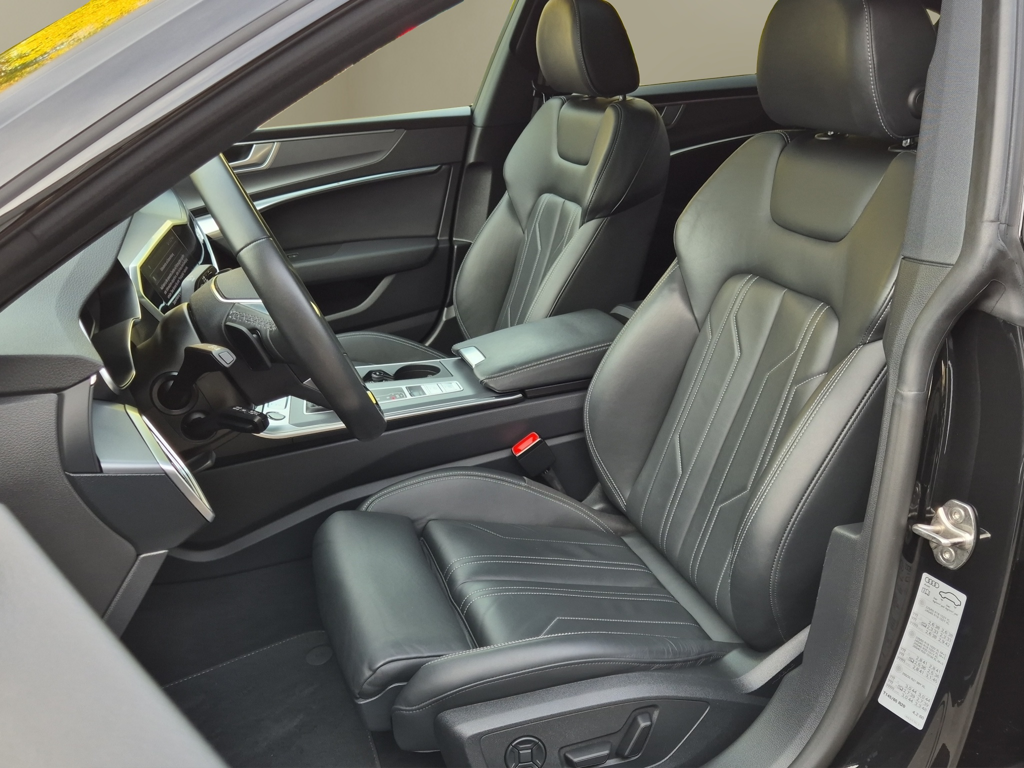 listing desktop thumbnail image 8