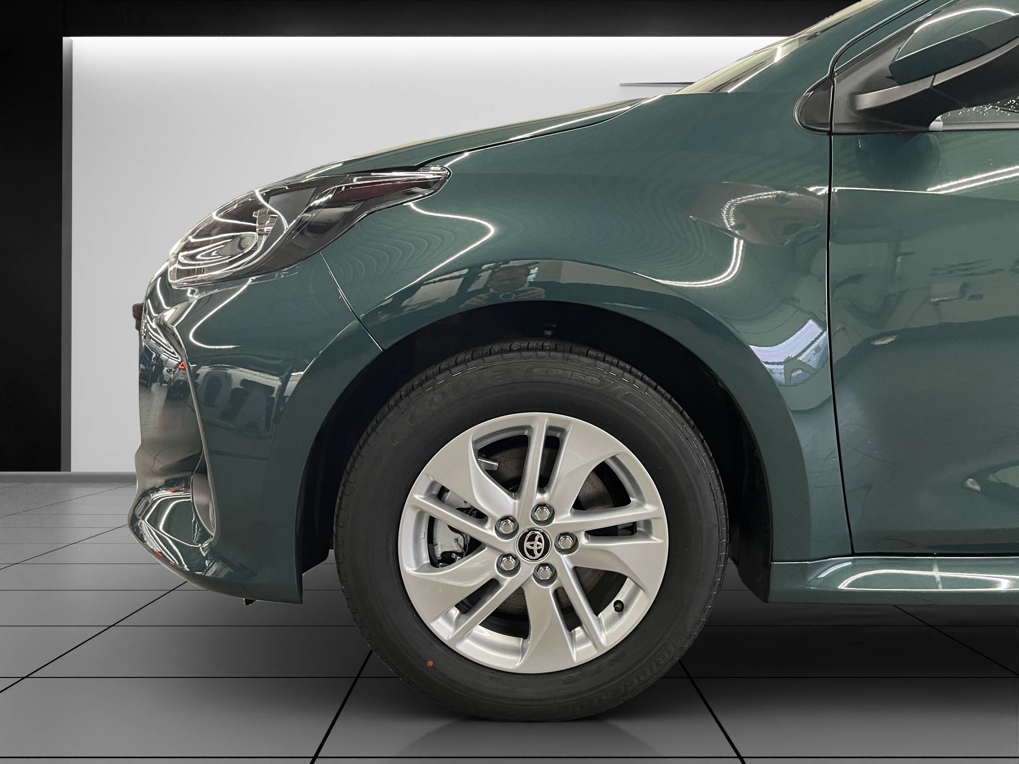 listing desktop thumbnail image 14