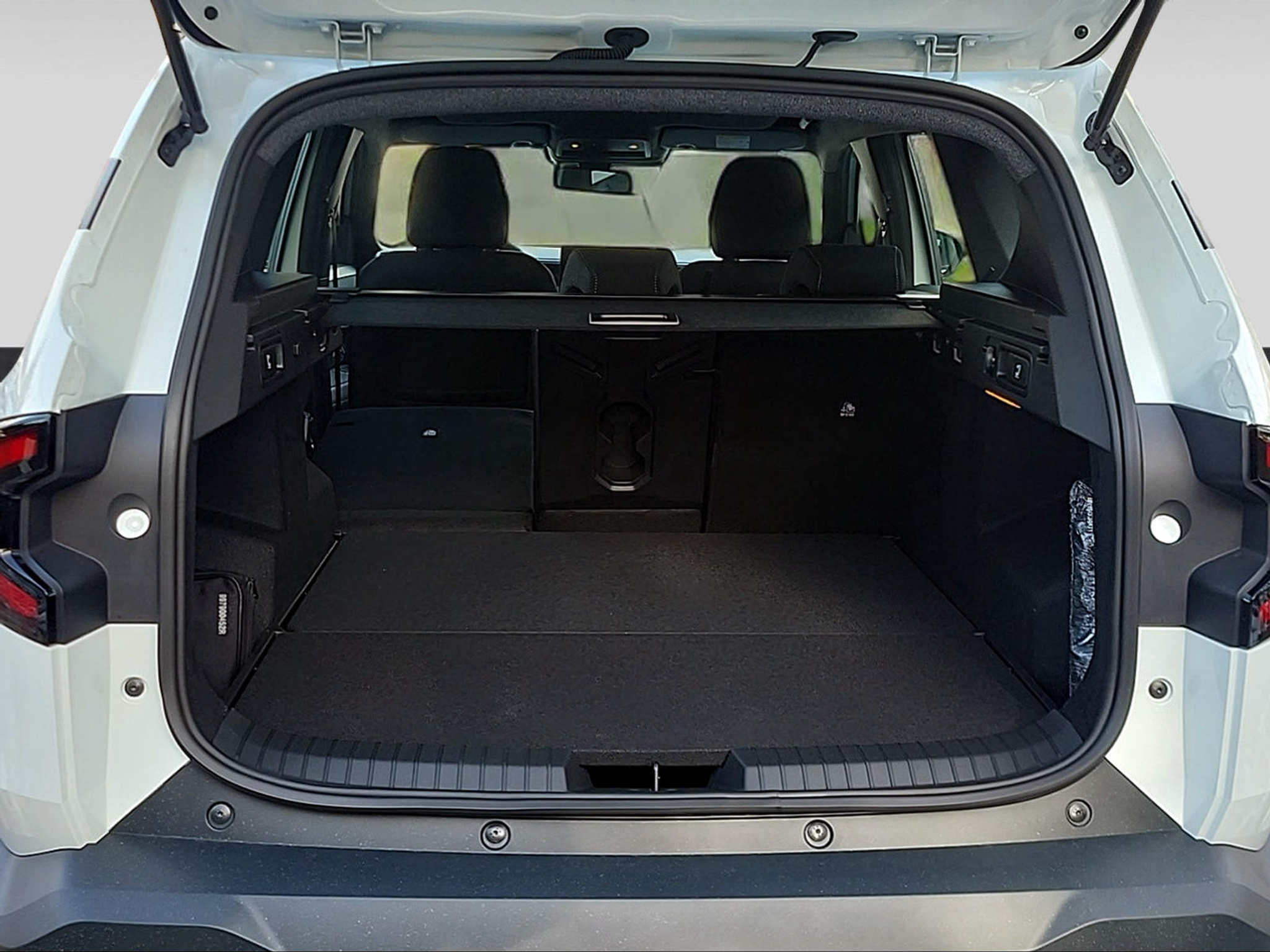 listing desktop thumbnail image 11