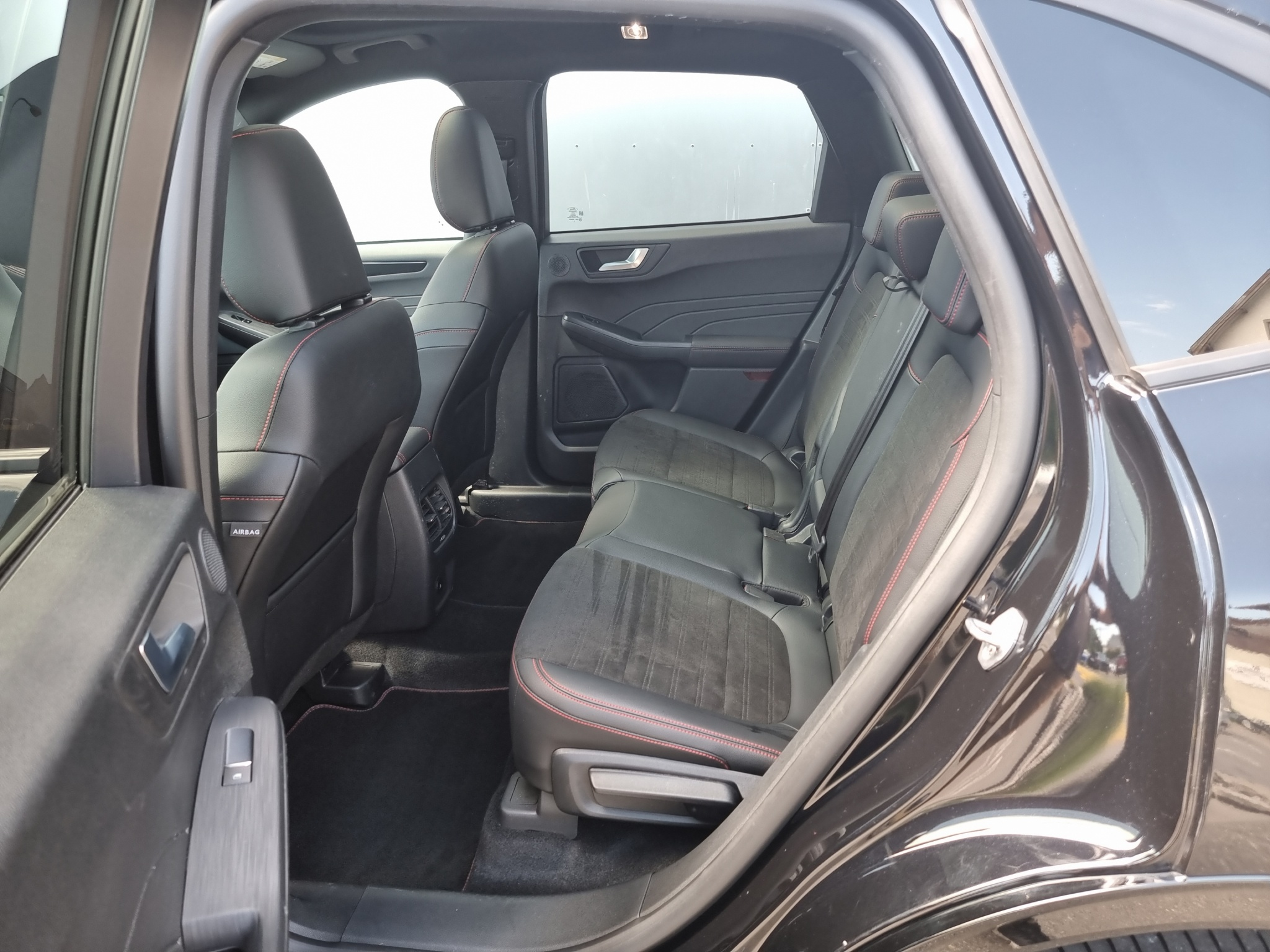 listing desktop thumbnail image 13