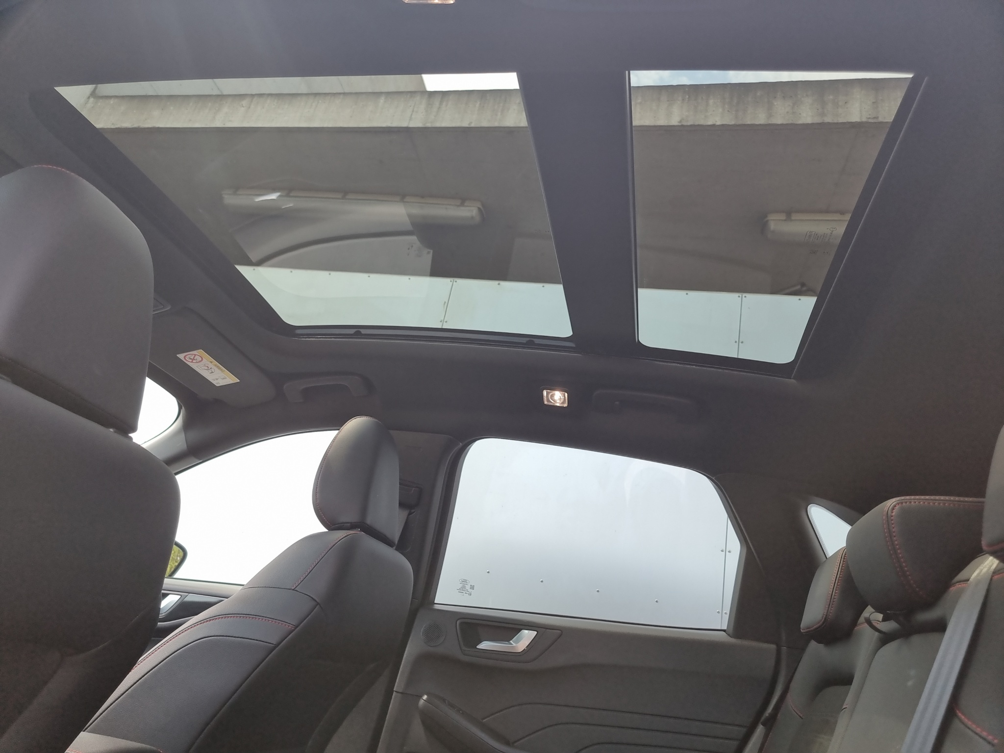 listing desktop thumbnail image 12