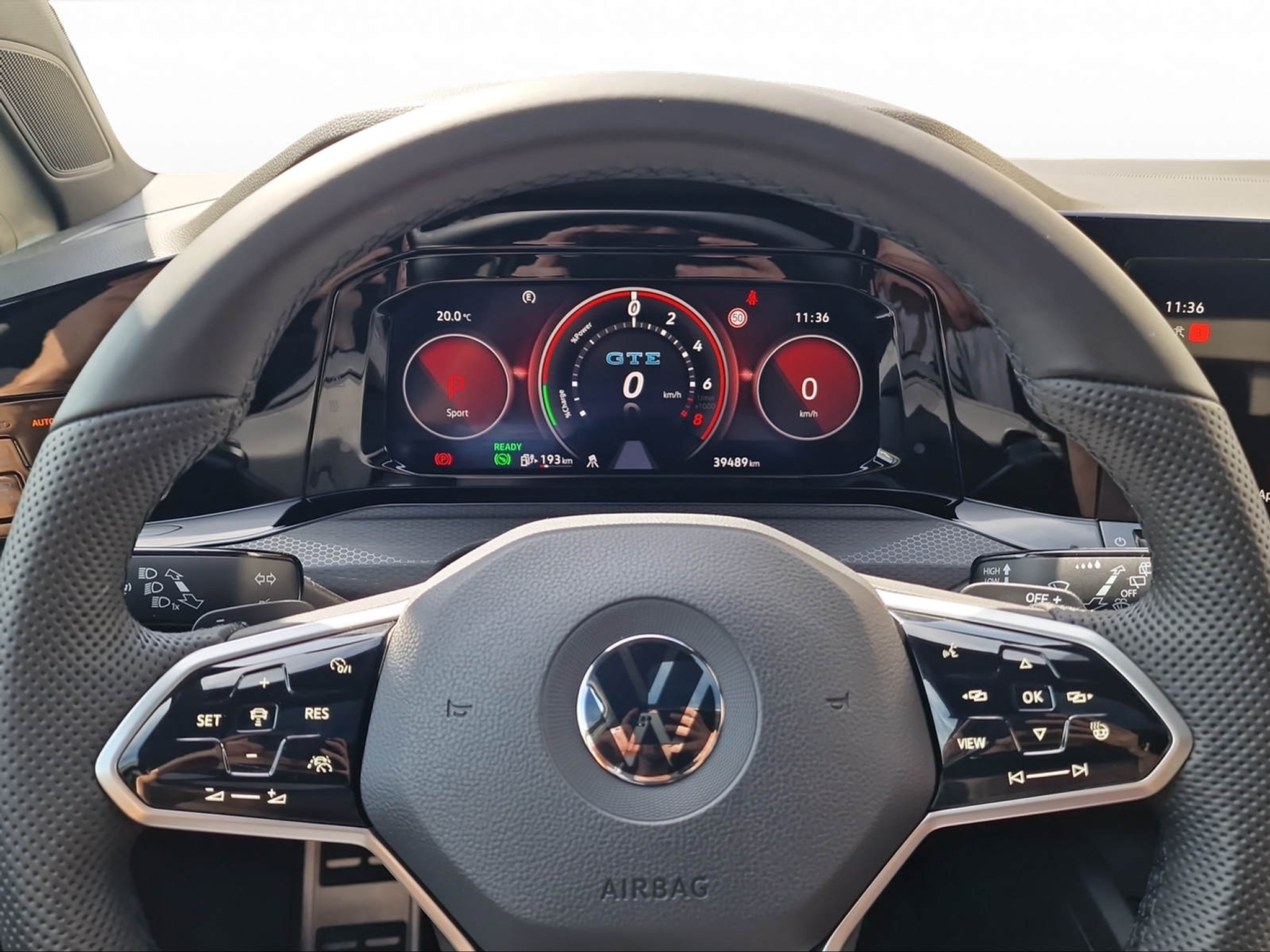 listing desktop thumbnail image 4