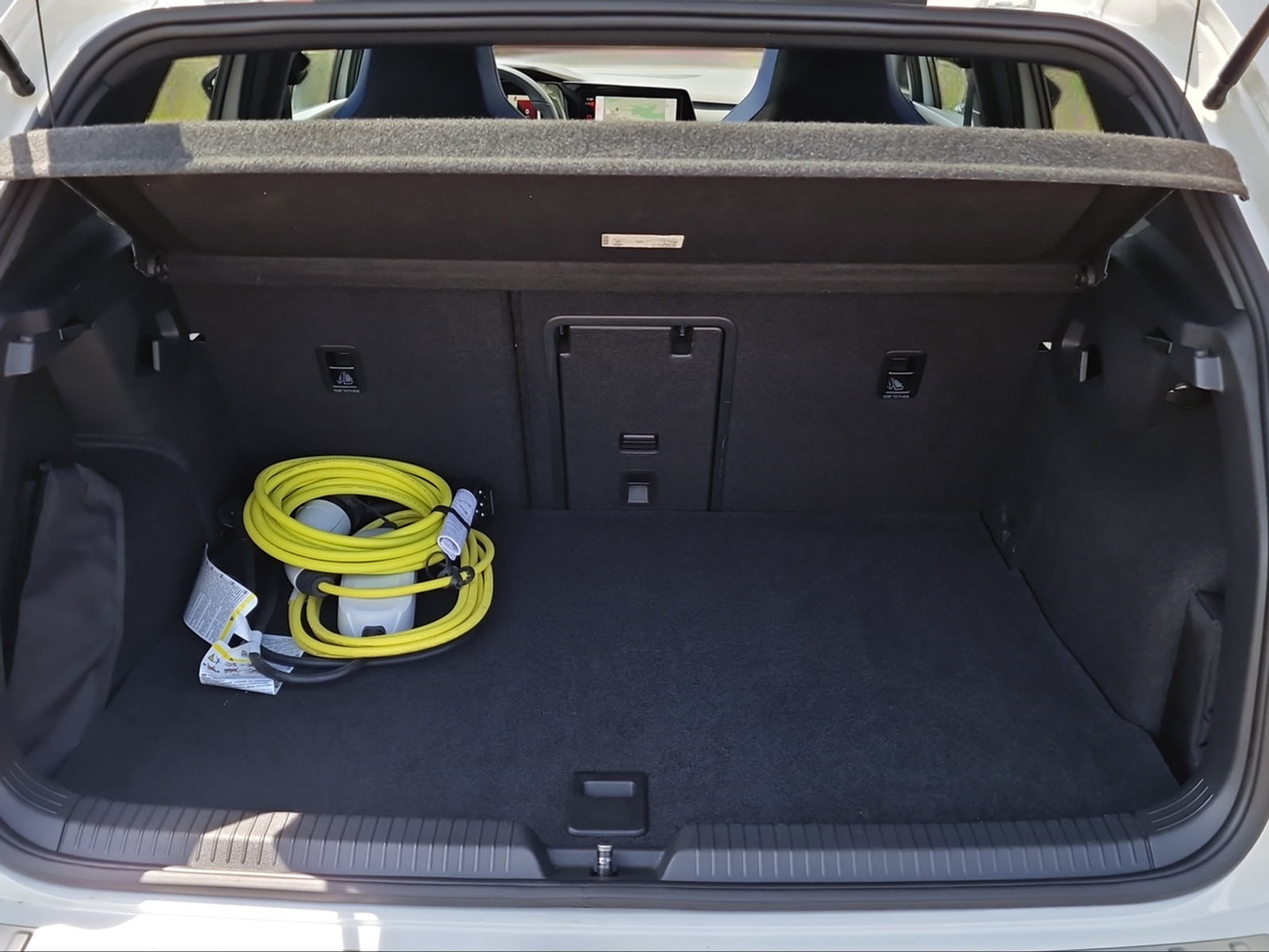 listing desktop thumbnail image 11