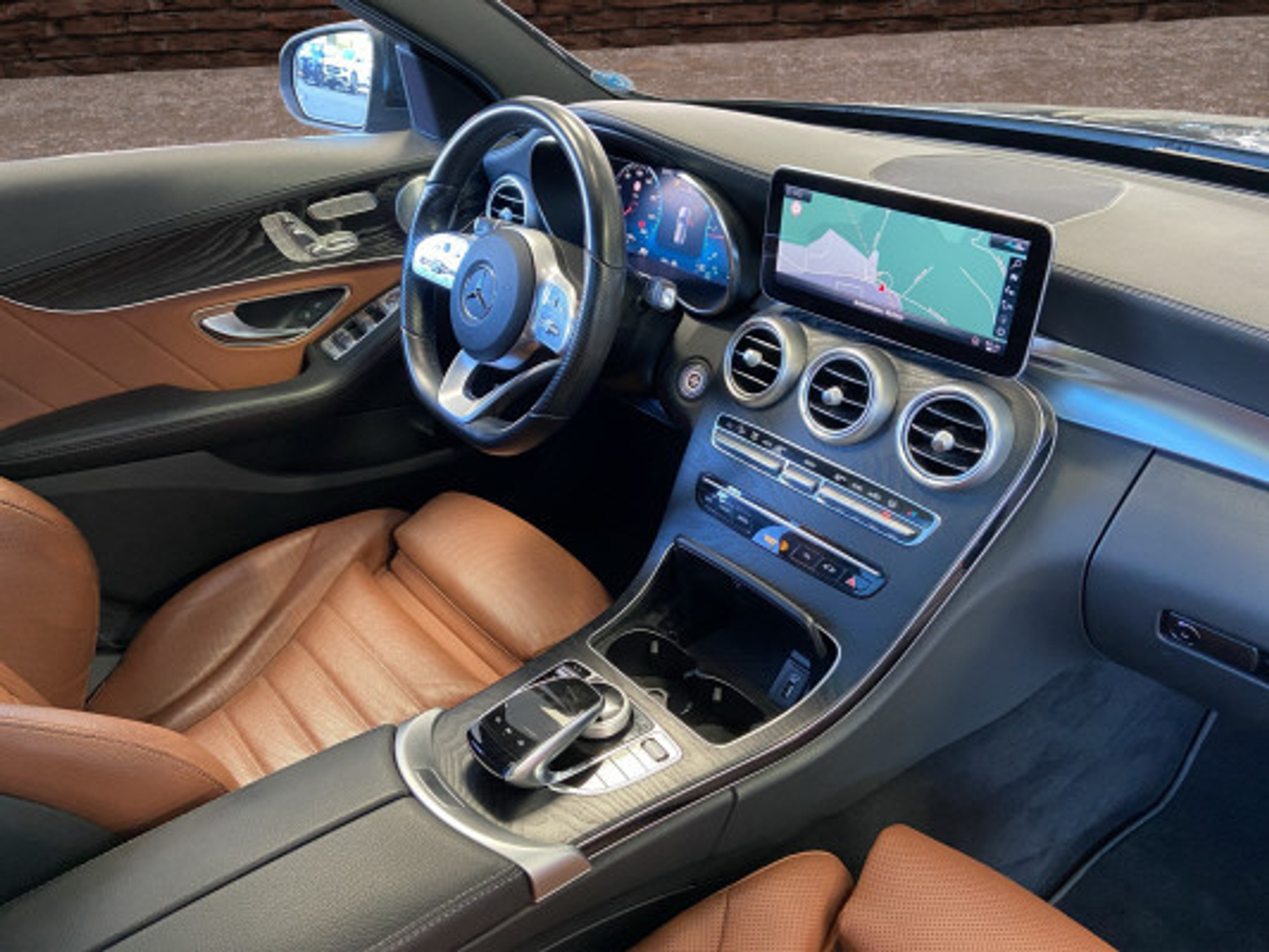 listing desktop thumbnail image 14