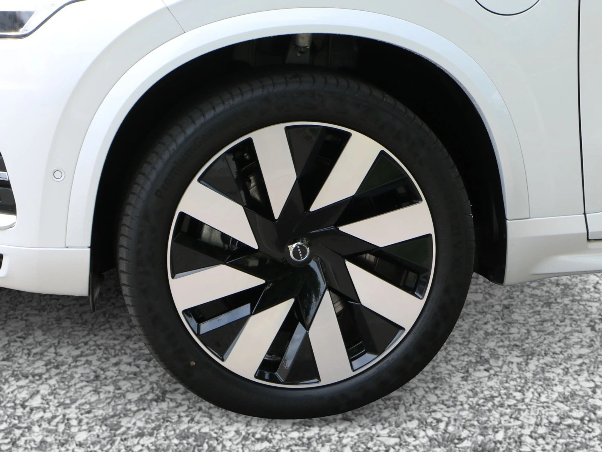 listing desktop thumbnail image 5