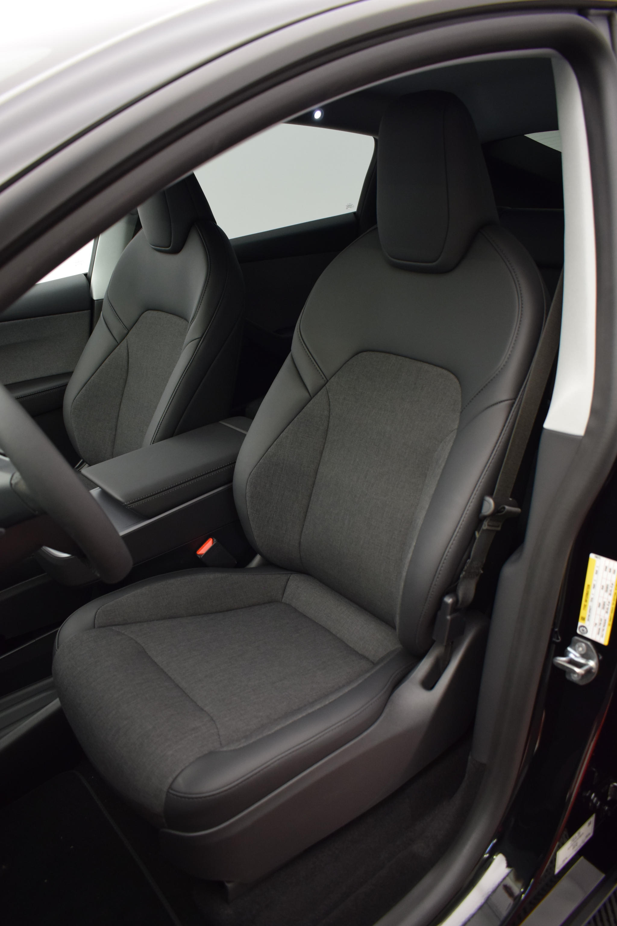 listing desktop thumbnail image 19