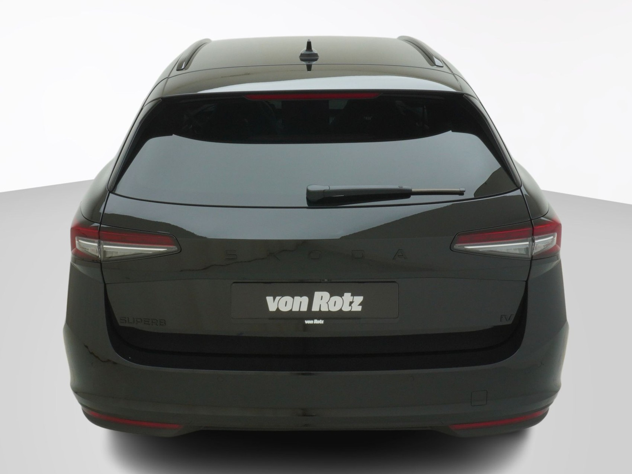 listing desktop thumbnail image 2