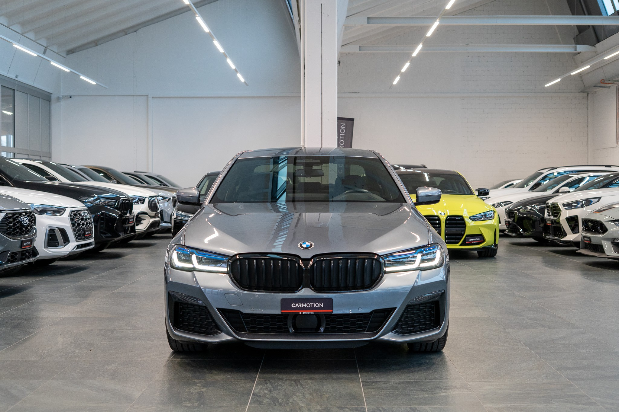 listing desktop thumbnail image 1