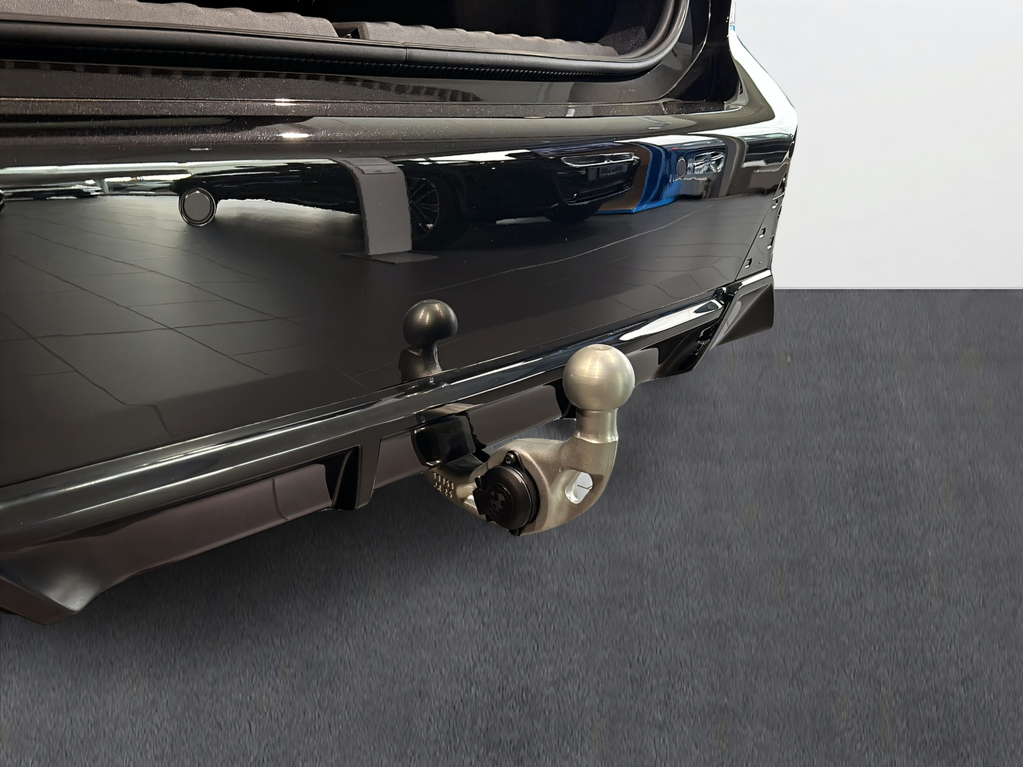 listing desktop thumbnail image 10