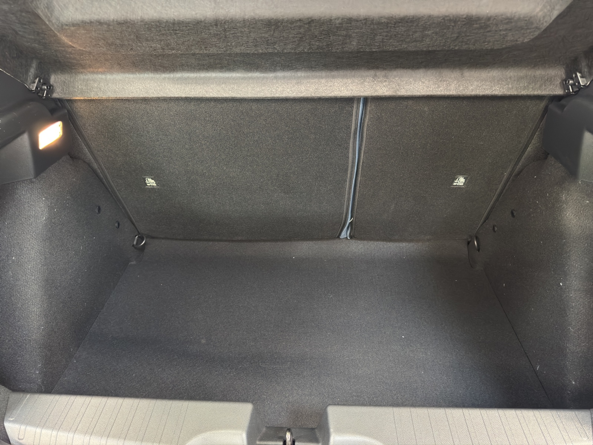 listing desktop thumbnail image 13