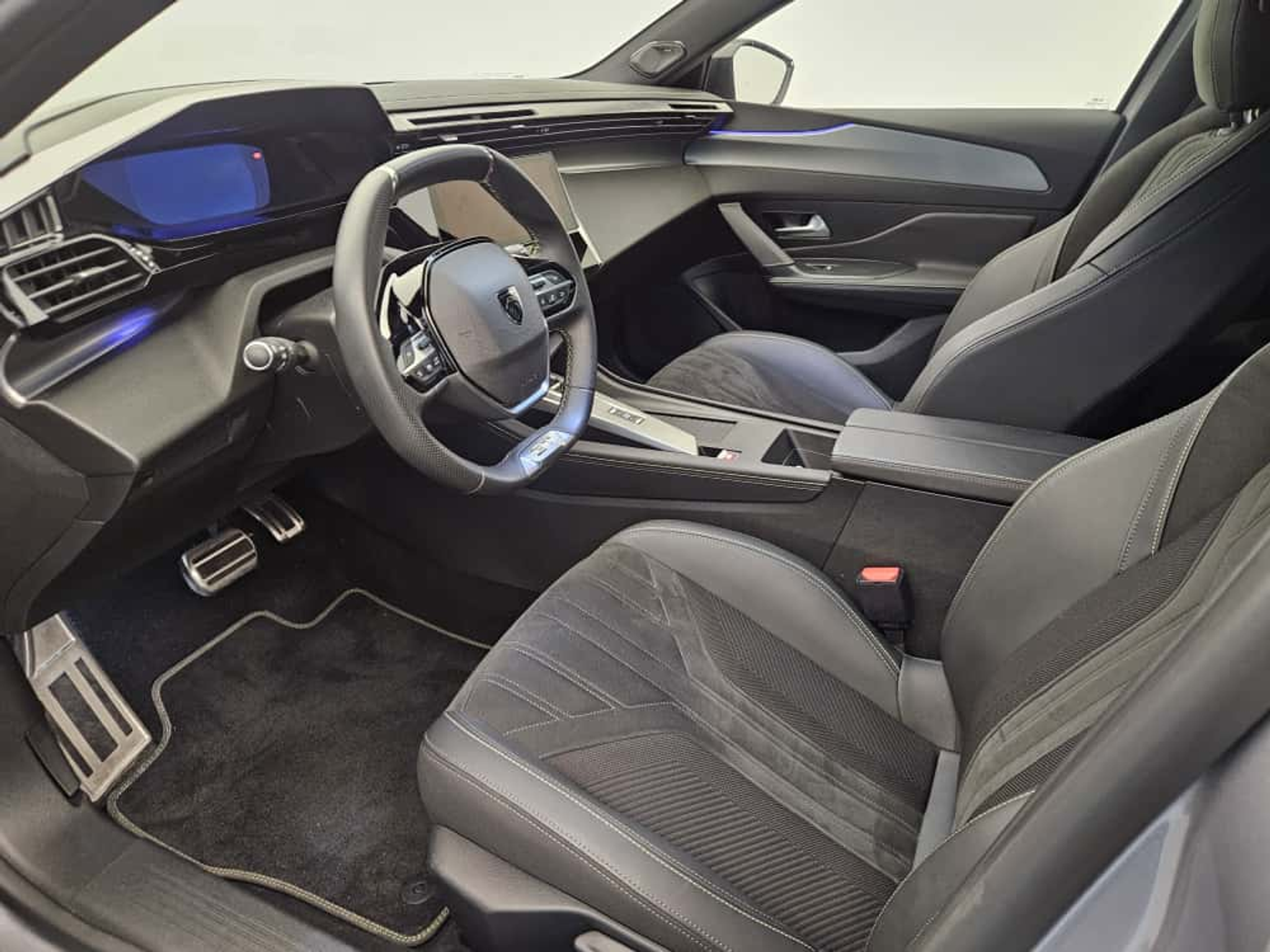 listing desktop thumbnail image 10